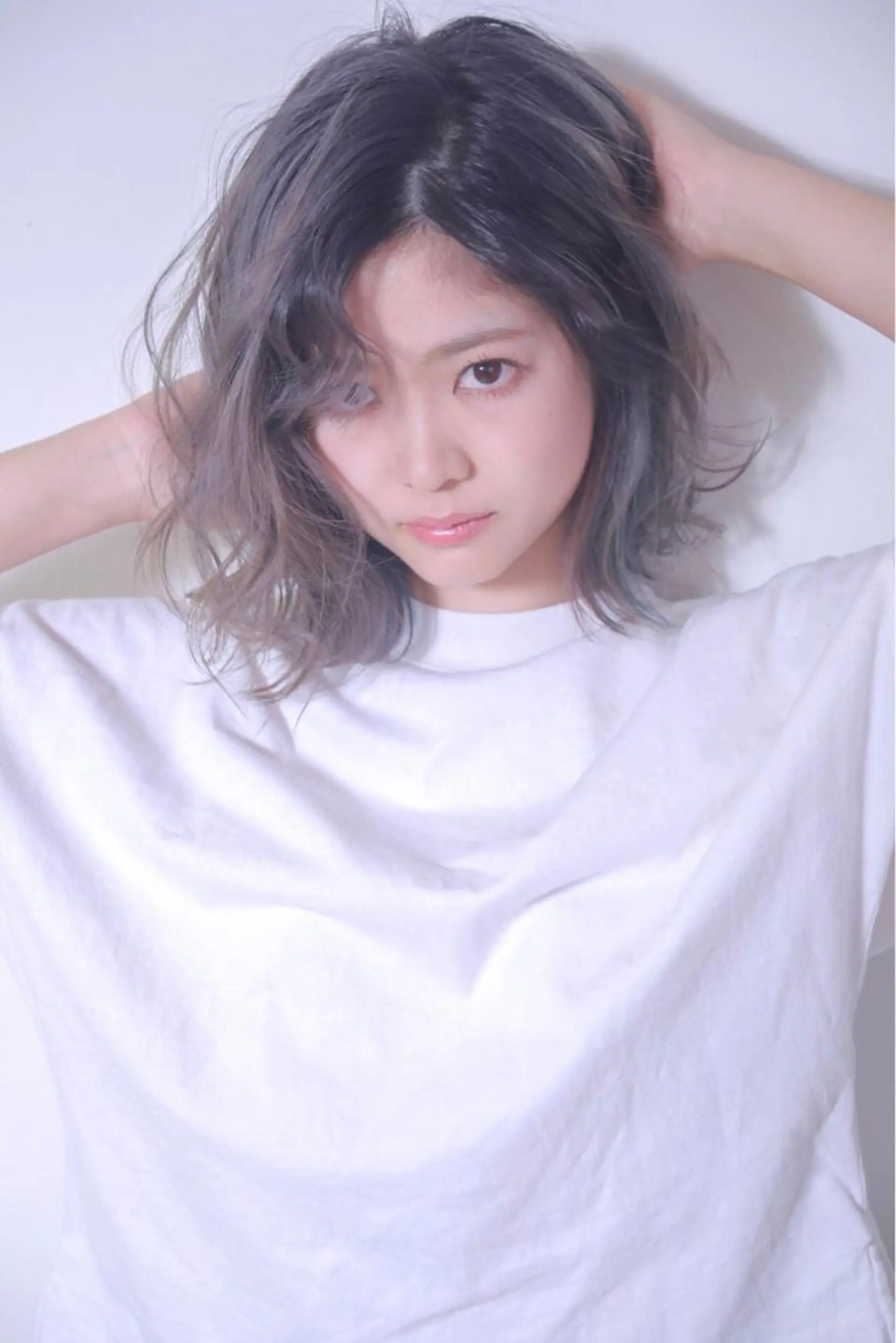 ミディアム カラー 伊藤 裕貴のヘアスタイル