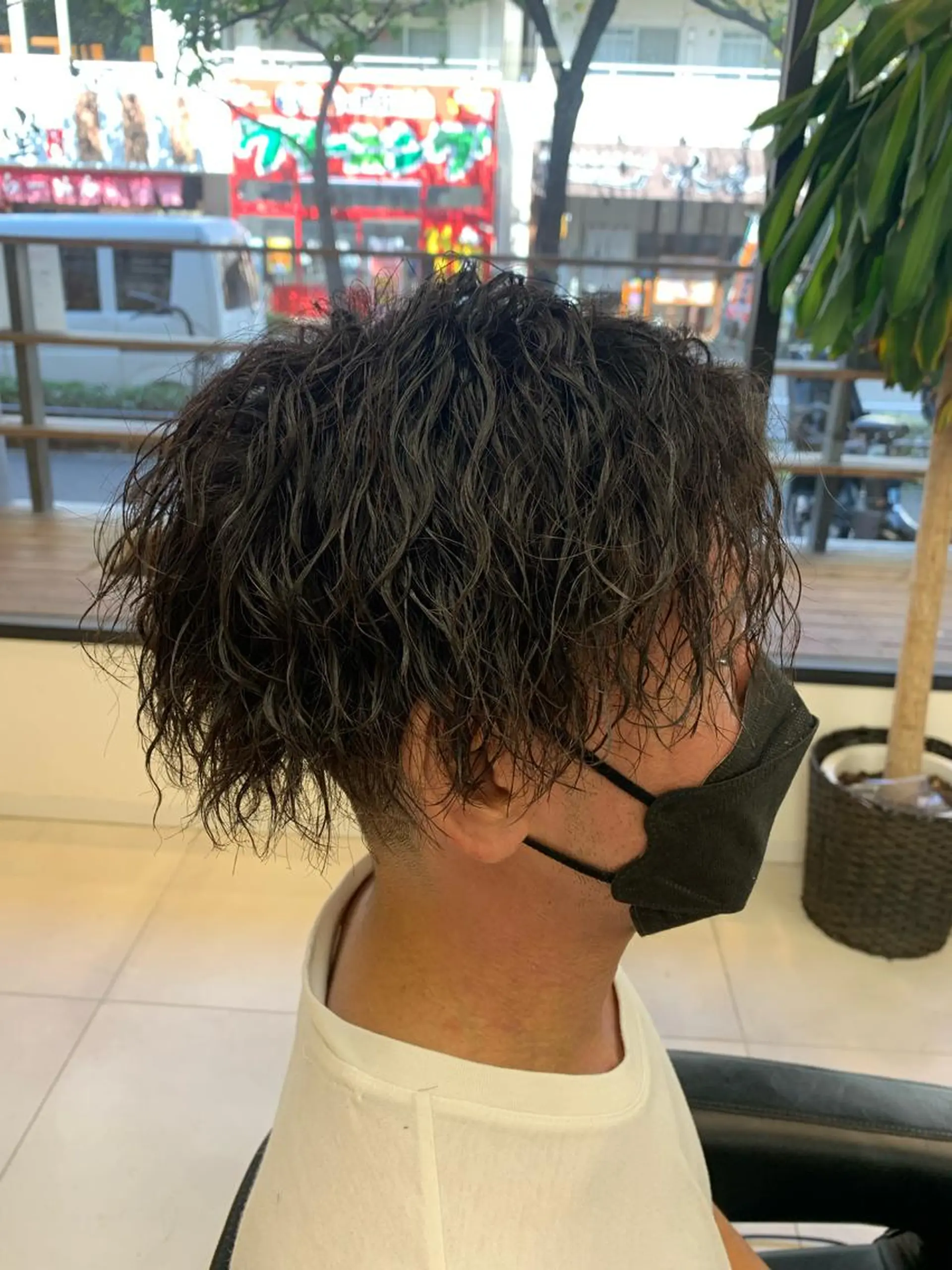 カラー メンズ メンズブリーチ フェードカット メンズパーマ 学生（メンズ向け） スキンフェード L PLACE所属・L PLACE 丸山一希のヘアスタイル