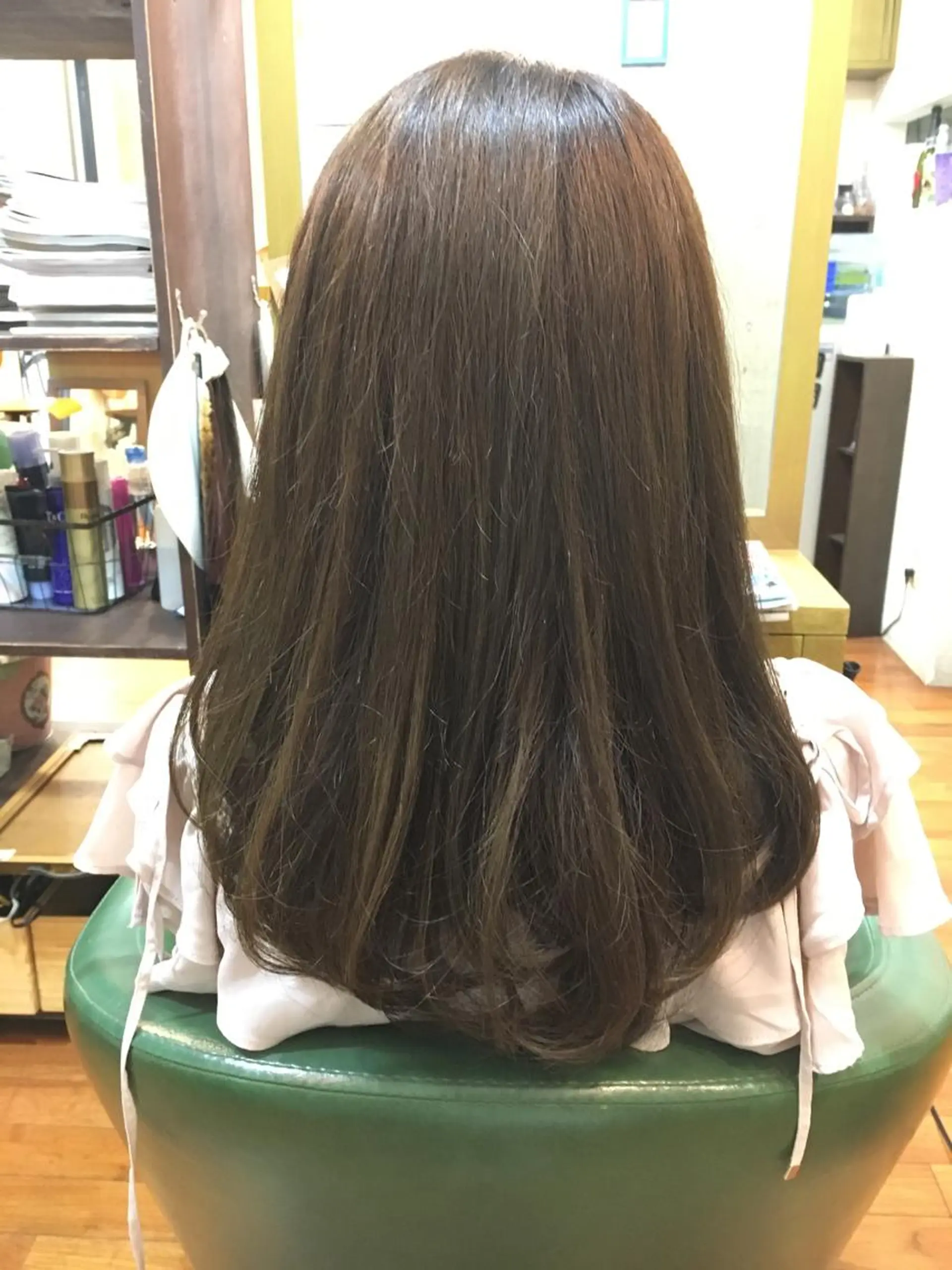 ロング カラー パーマ アッシュ ツイストスパイラル 波巻き🩵片平和香奈のヘアスタイル