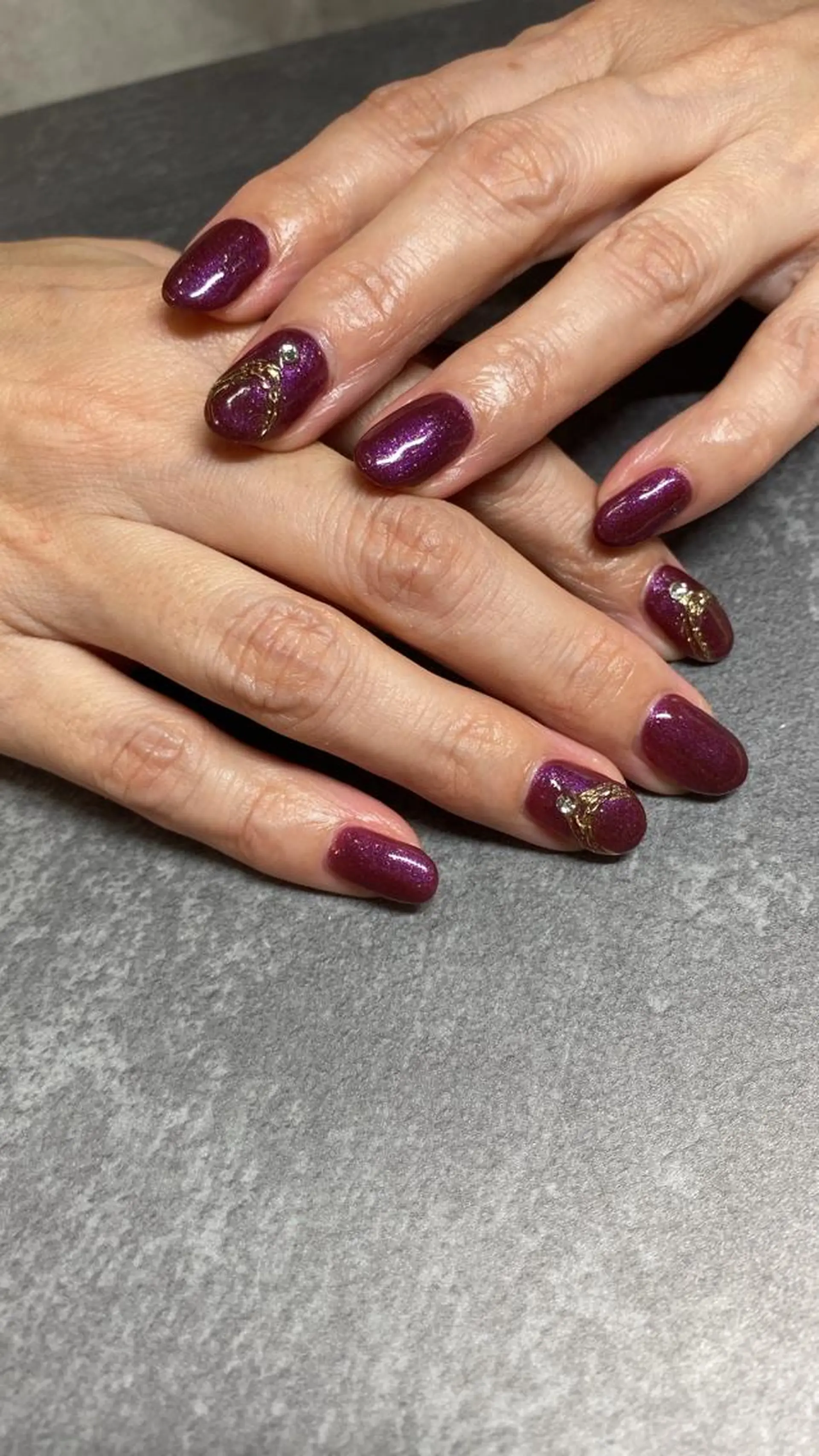 ネイル ハンドネイル nailsalon ViViのネイルデザイン