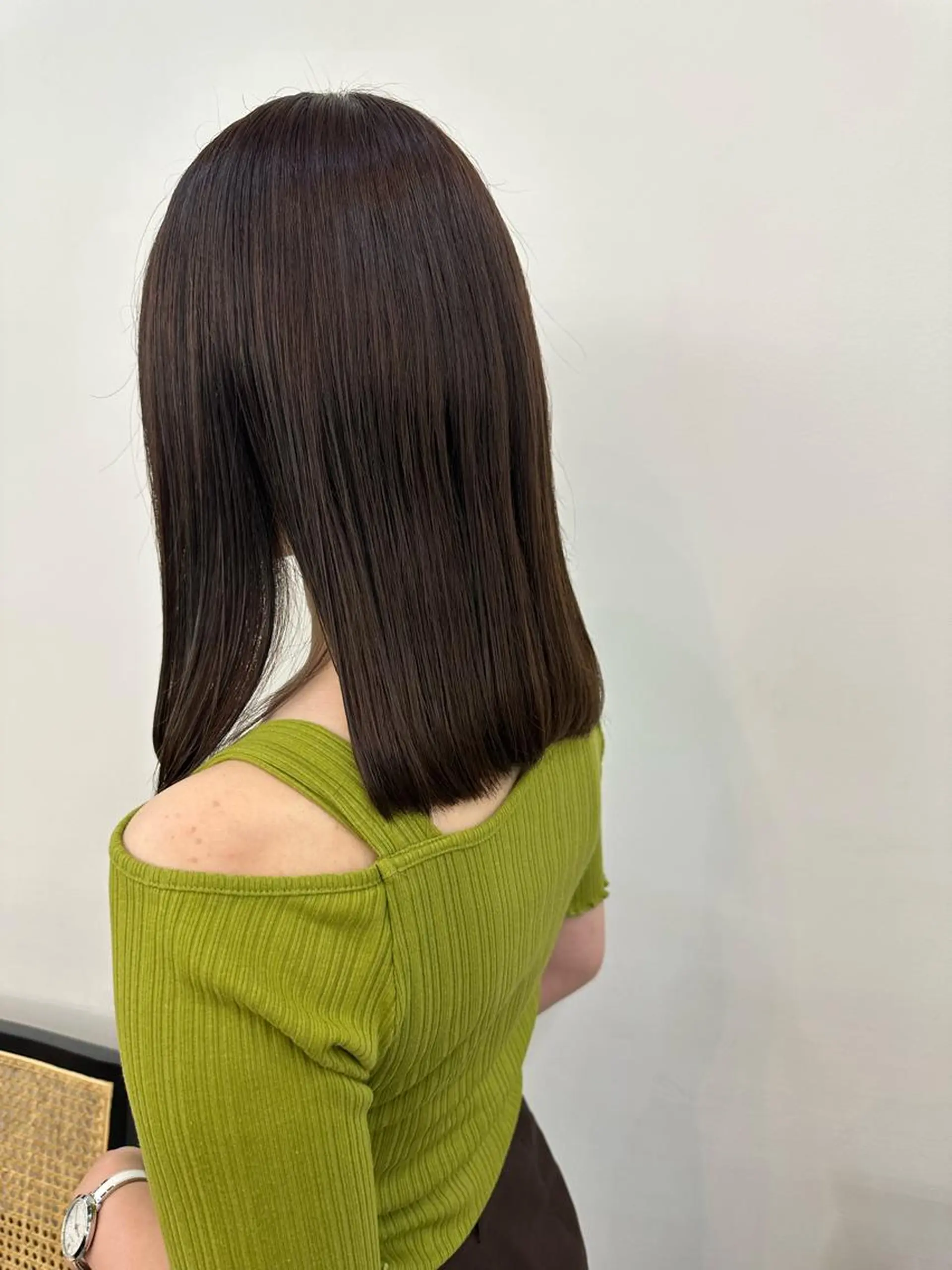 ミディアム カラー ベージュカラー 透明感カラー ラベンダーカラー ラベンダーベージュ ヘアカラー さとう あやかのヘアスタイル