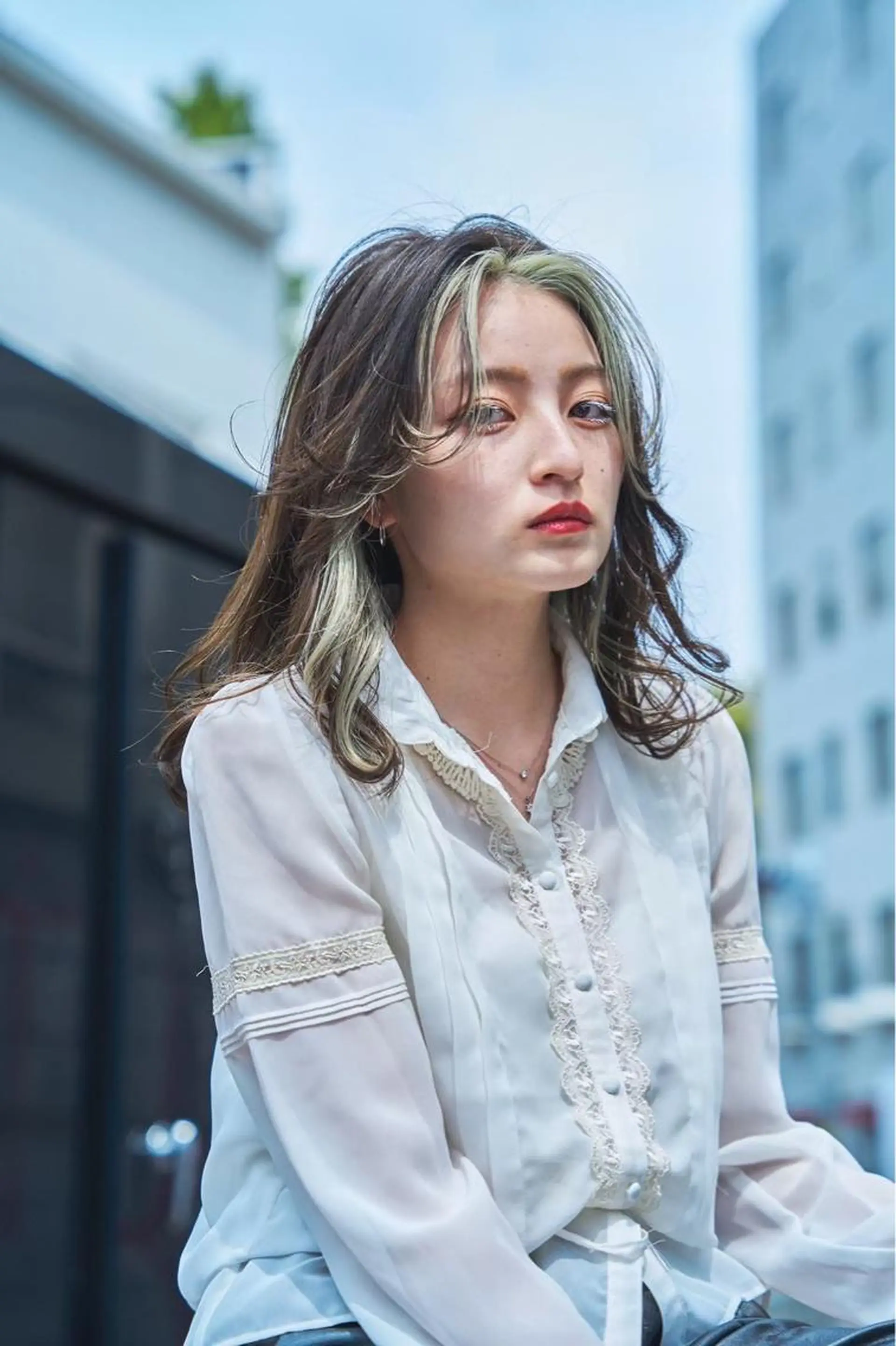 ミディアム カラー 🐺ウルフ×ハイトー ン🖤Yukinoのヘアスタイル