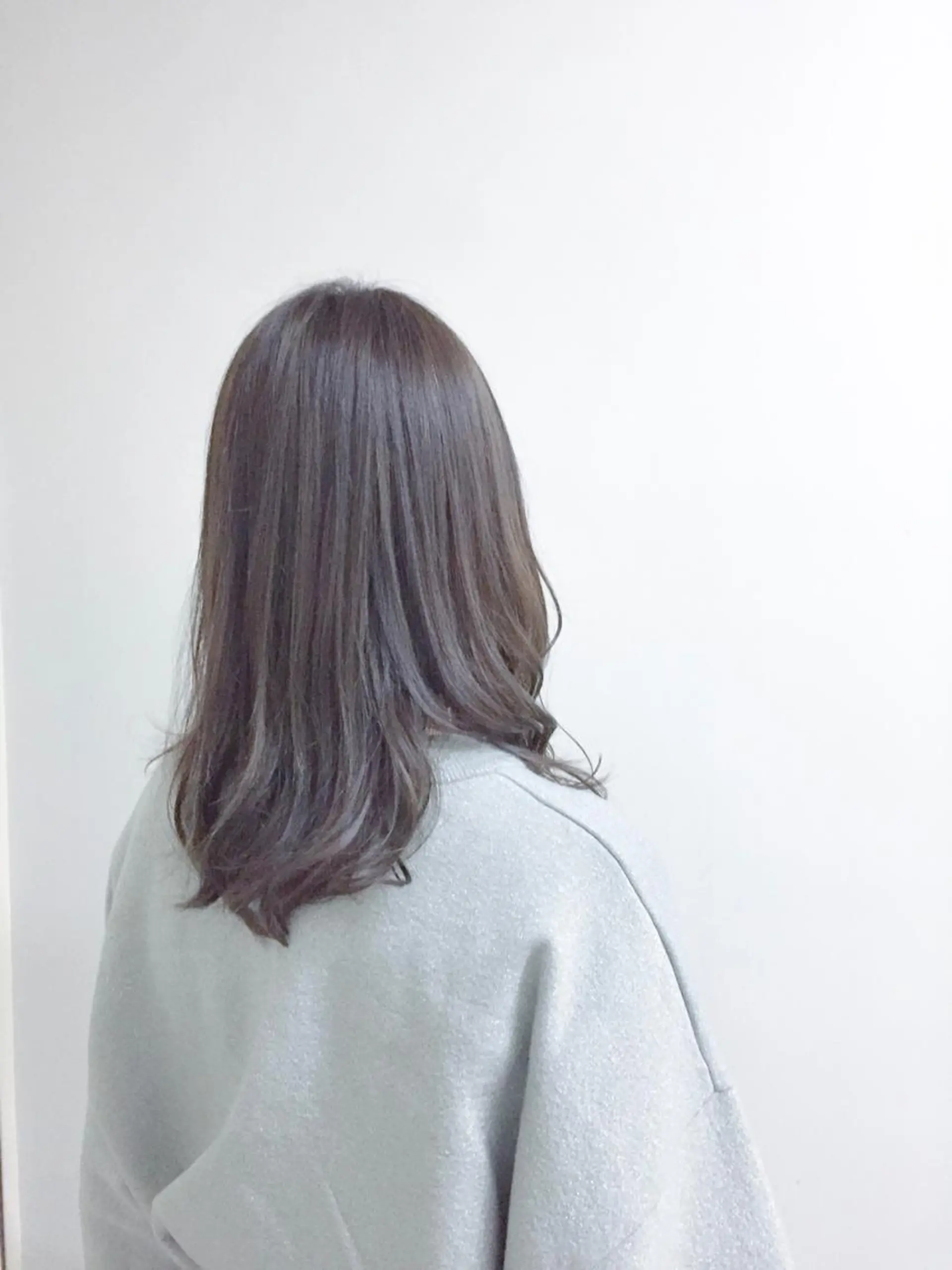セミロング カラー アッシュ un所属・un 溝の口 伊豆本のマツエク・マツパデザイン
