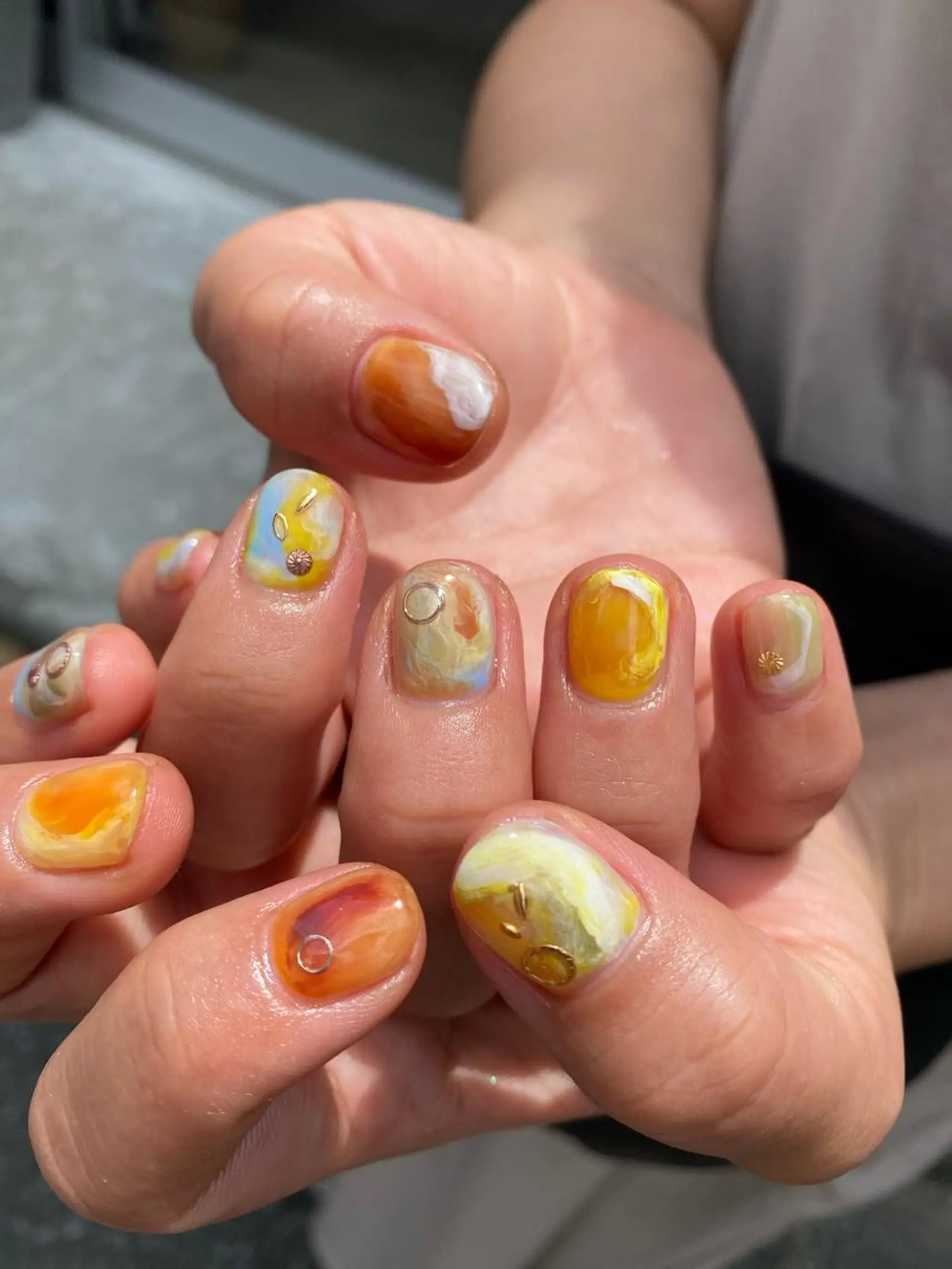 ネイル ニュアンスネイル 🌼大西洋子 laughl🌼のネイルデザイン