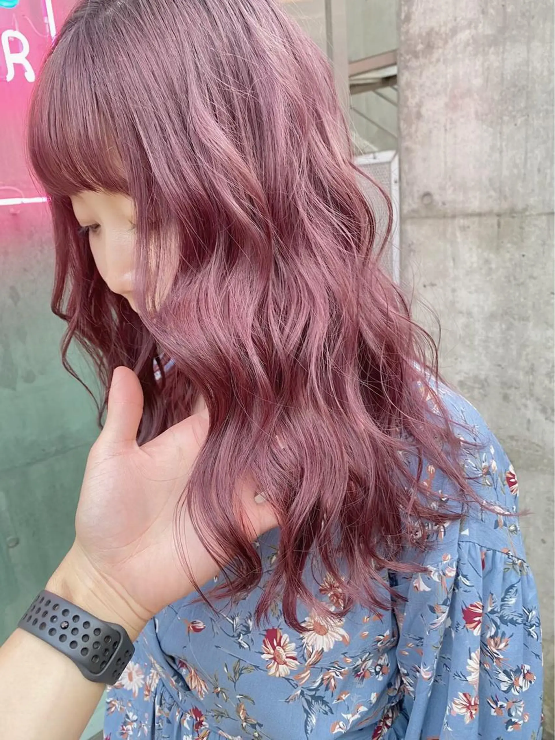 ミディアム カラー ヘアアレンジ アッシュ アッシュグレー ベージュカラー ブリーチ ブルーカラー ヘアカラー トリートメント ヘアセット 🦋 Nanaka🦋のその他イメージ