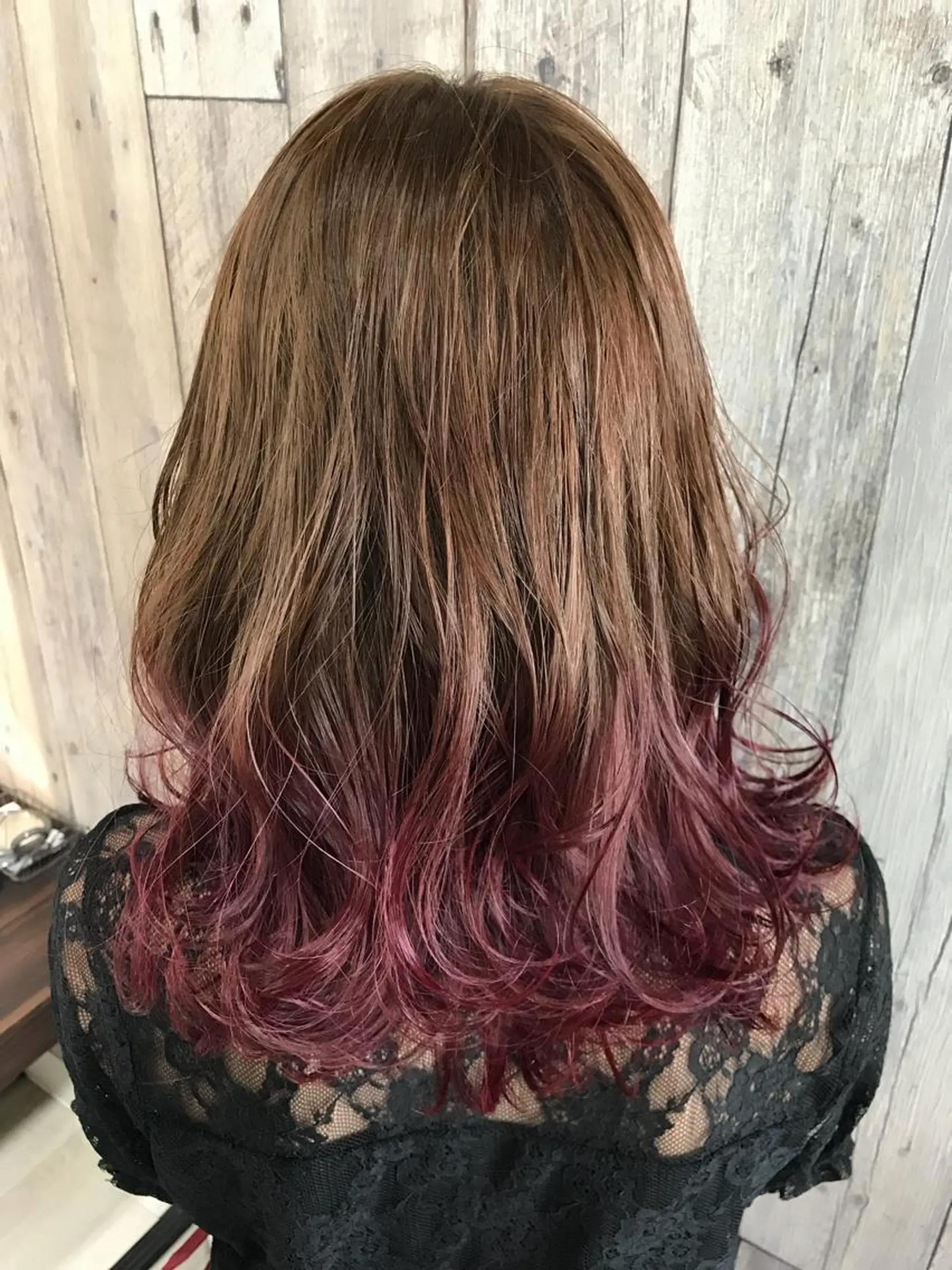 カラー ヘアセット Re:MAKE所属・ジャニヲタ美容師 推しカラー中平海帆のヘアスタイル