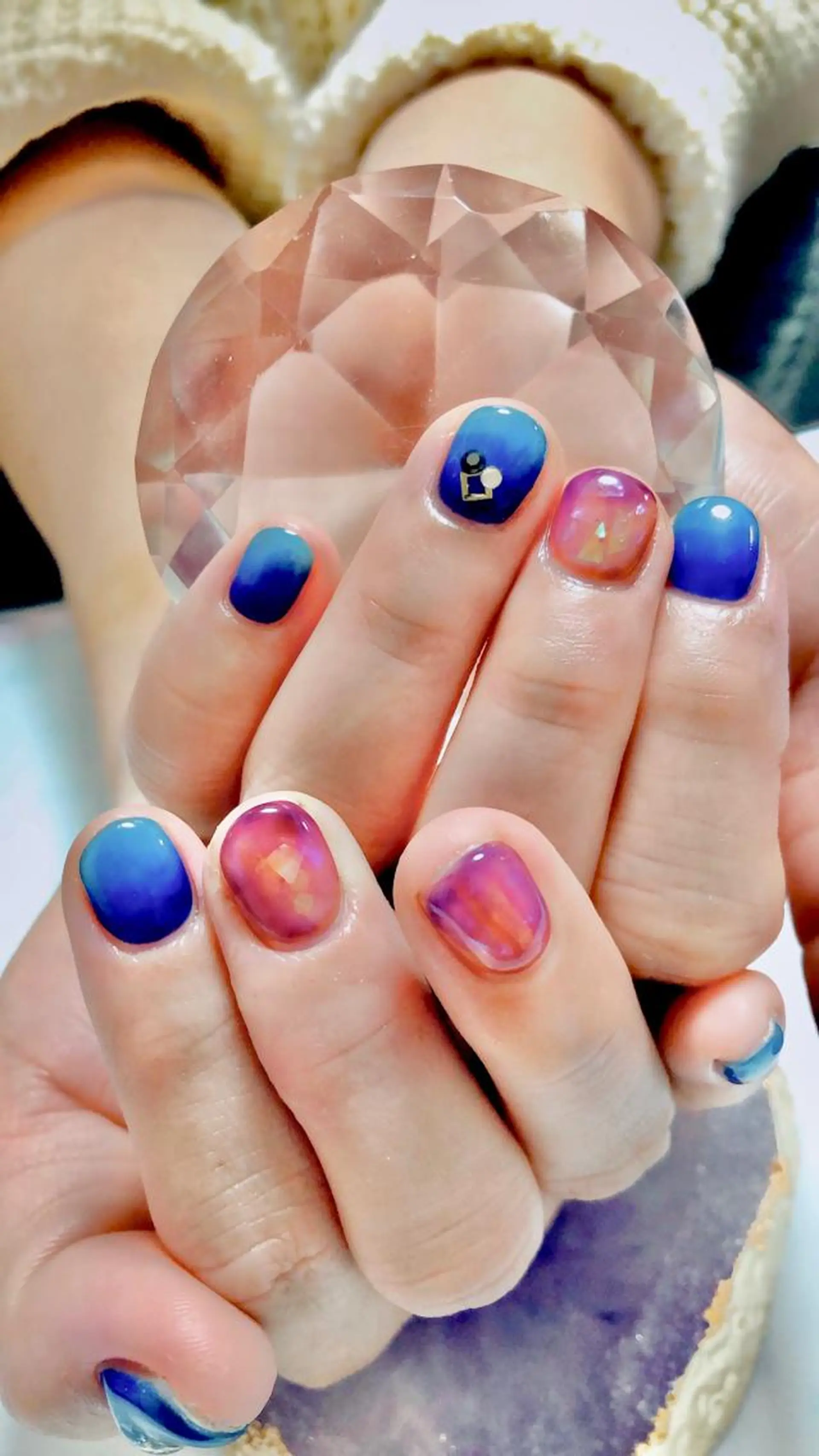 ショート カラー キッズ ネイル マツエク・マツパ ハンドネイル ハンドケア 💎ビューティサロン 湘南 RIRAN💎のネイルデザイン