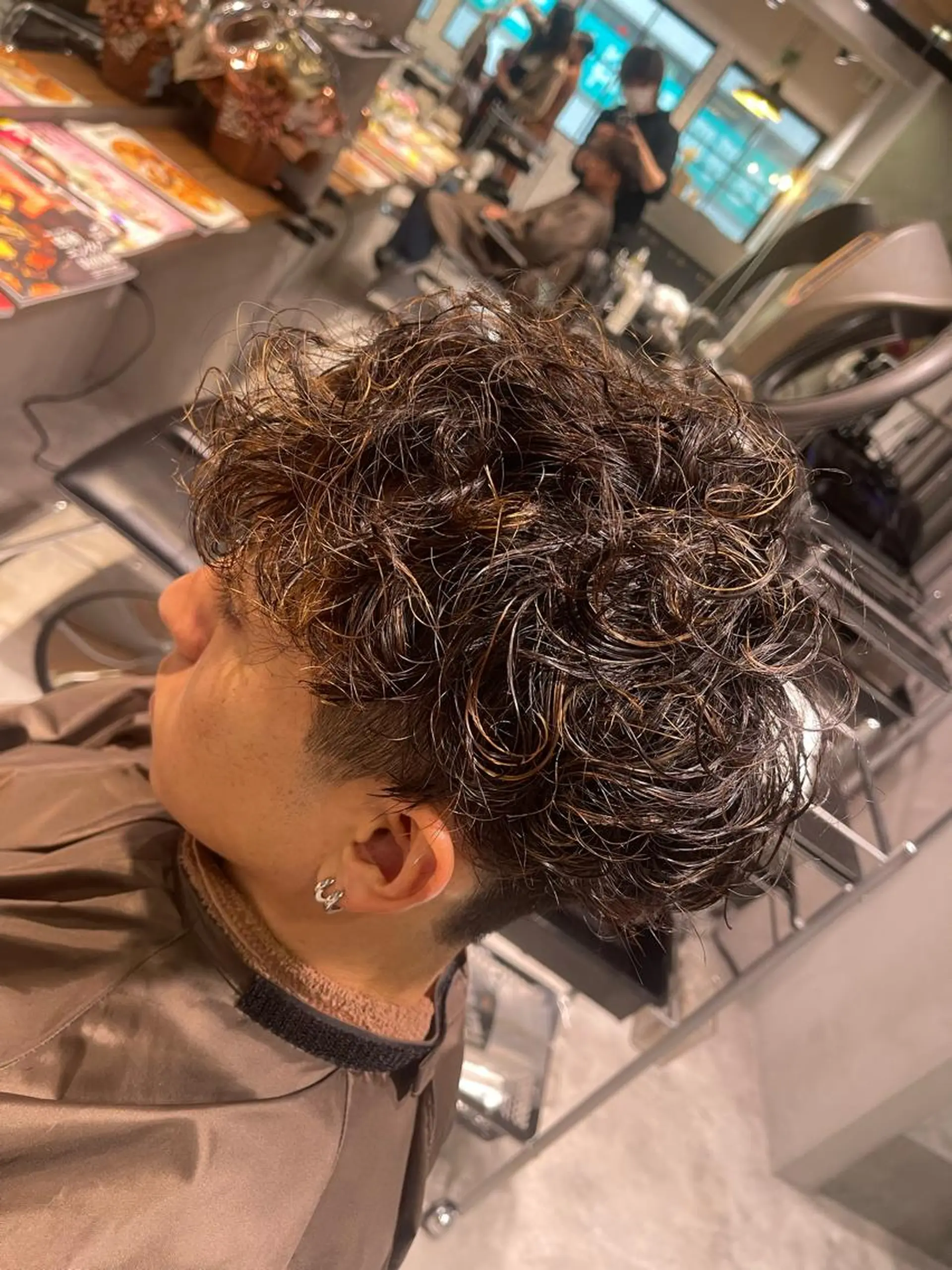 カラー パーマ メンズ カット パーマ メンズパーマ/ スパイラル　渡邉凌のヘアスタイル