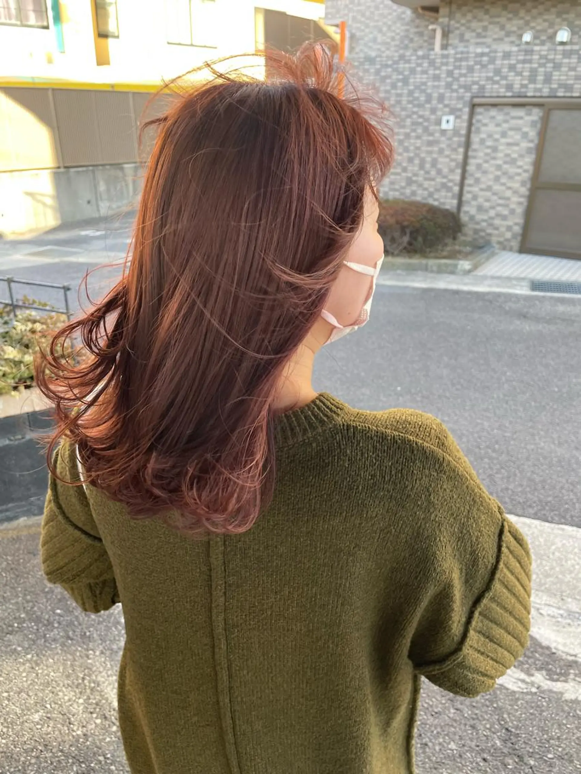 ロング ヘアカラー 岩崎 祐大のヘアスタイル