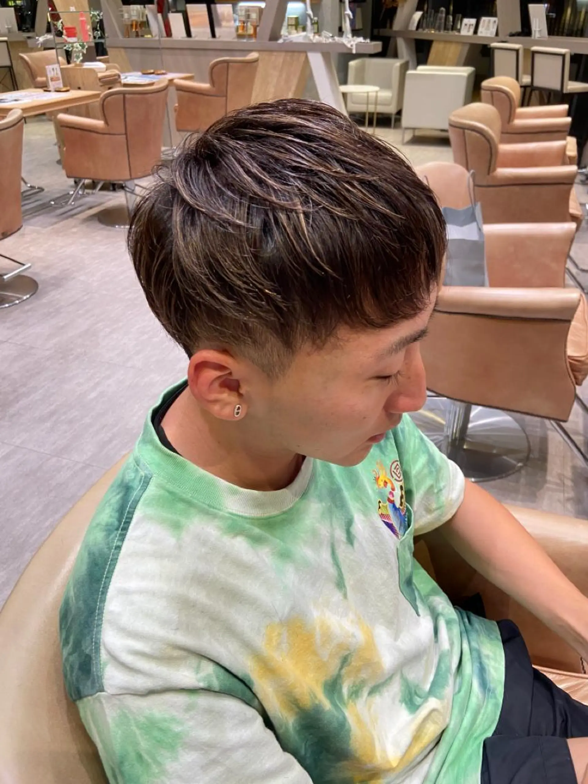 カラー メンズ M.SLASH  みなとみらい馬車道所属・M.SLASH ✂︎hinakoのヘアスタイル