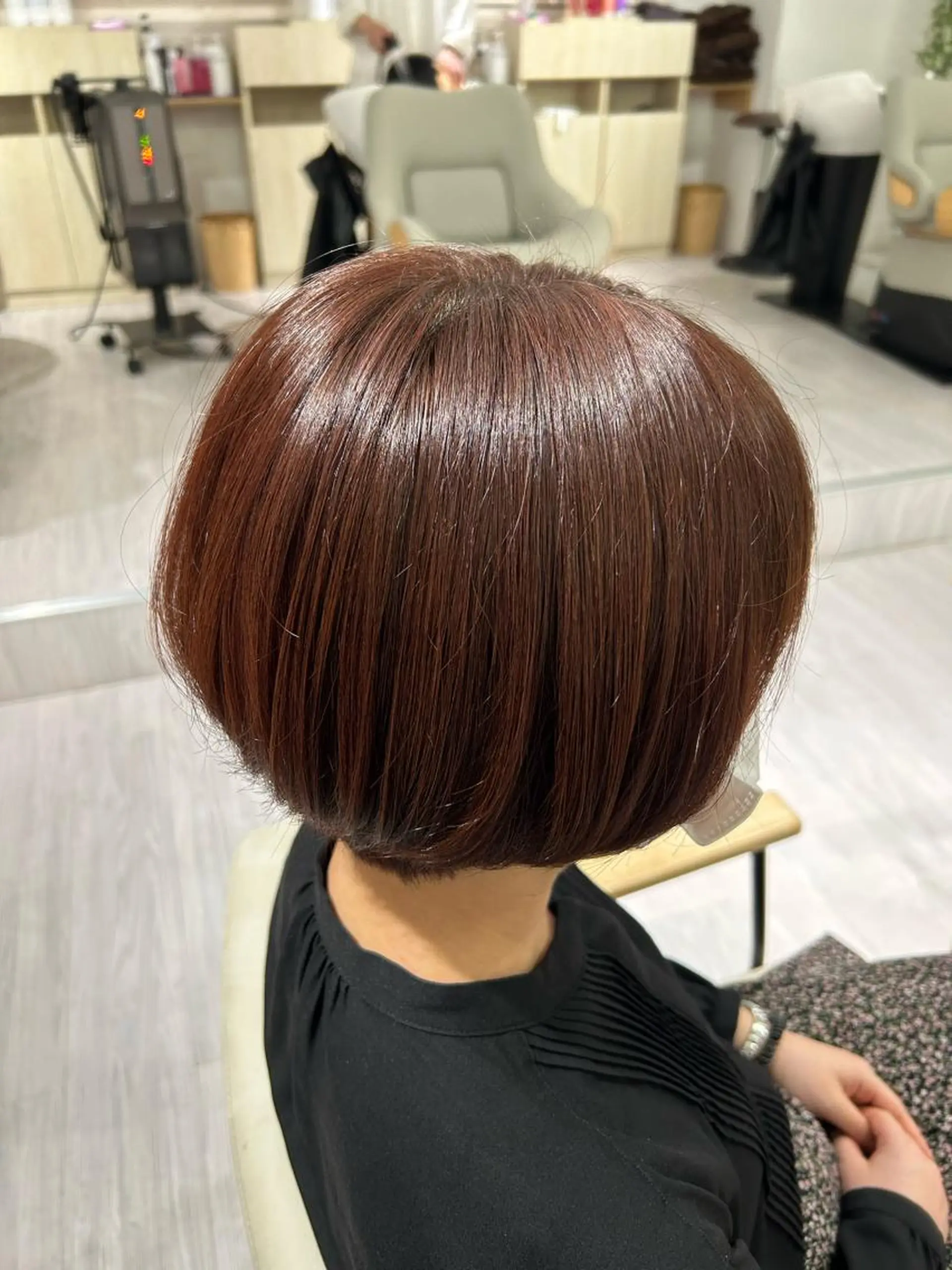 ショート カラー オリーブ・赤み消し 💚MAKOTO💚のヘアスタイル