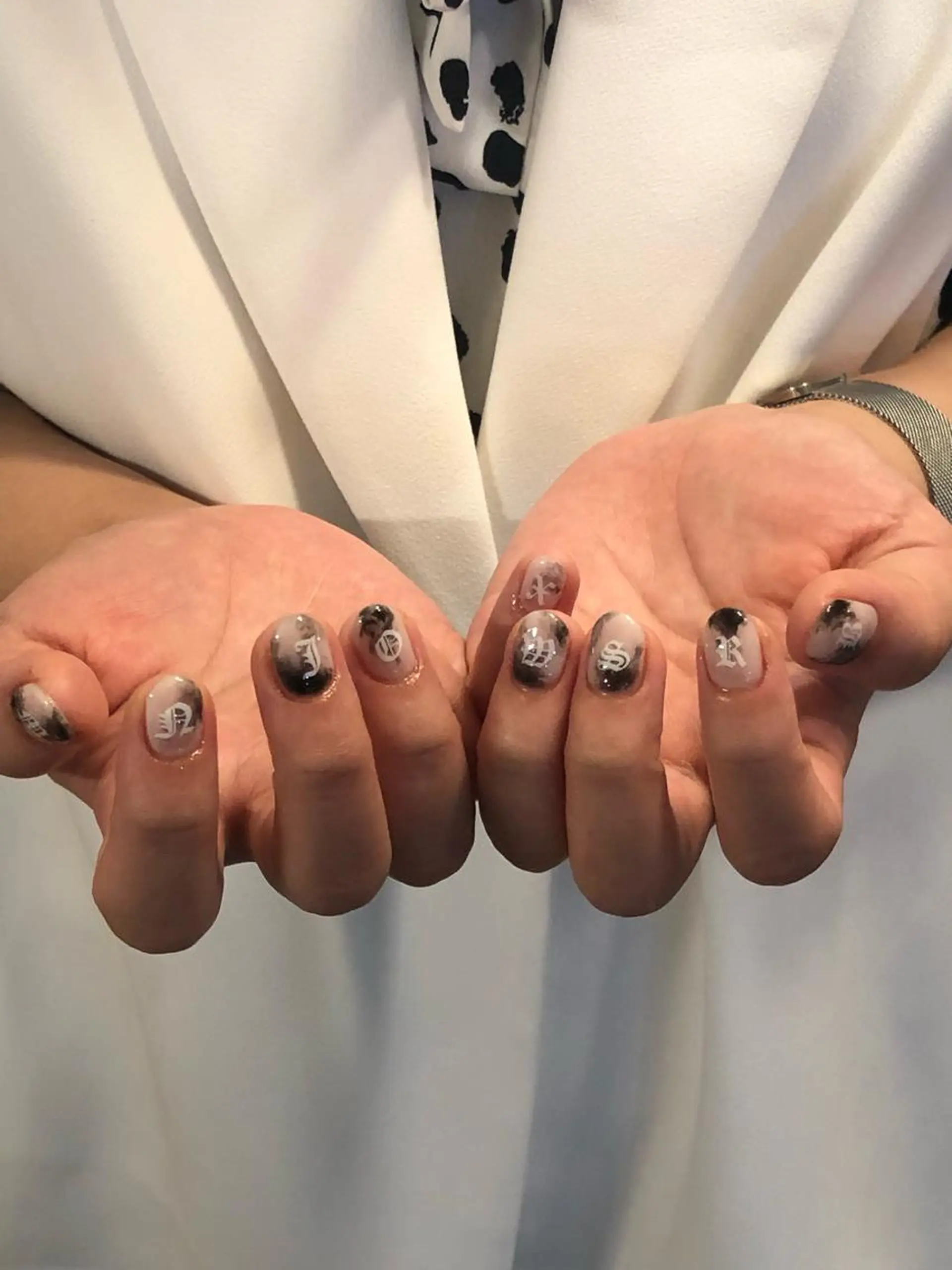 ネイル ハンドネイル フットネイル ハンドケア Nes.Nail所属・Miyagi Asamiのネイルデザイン