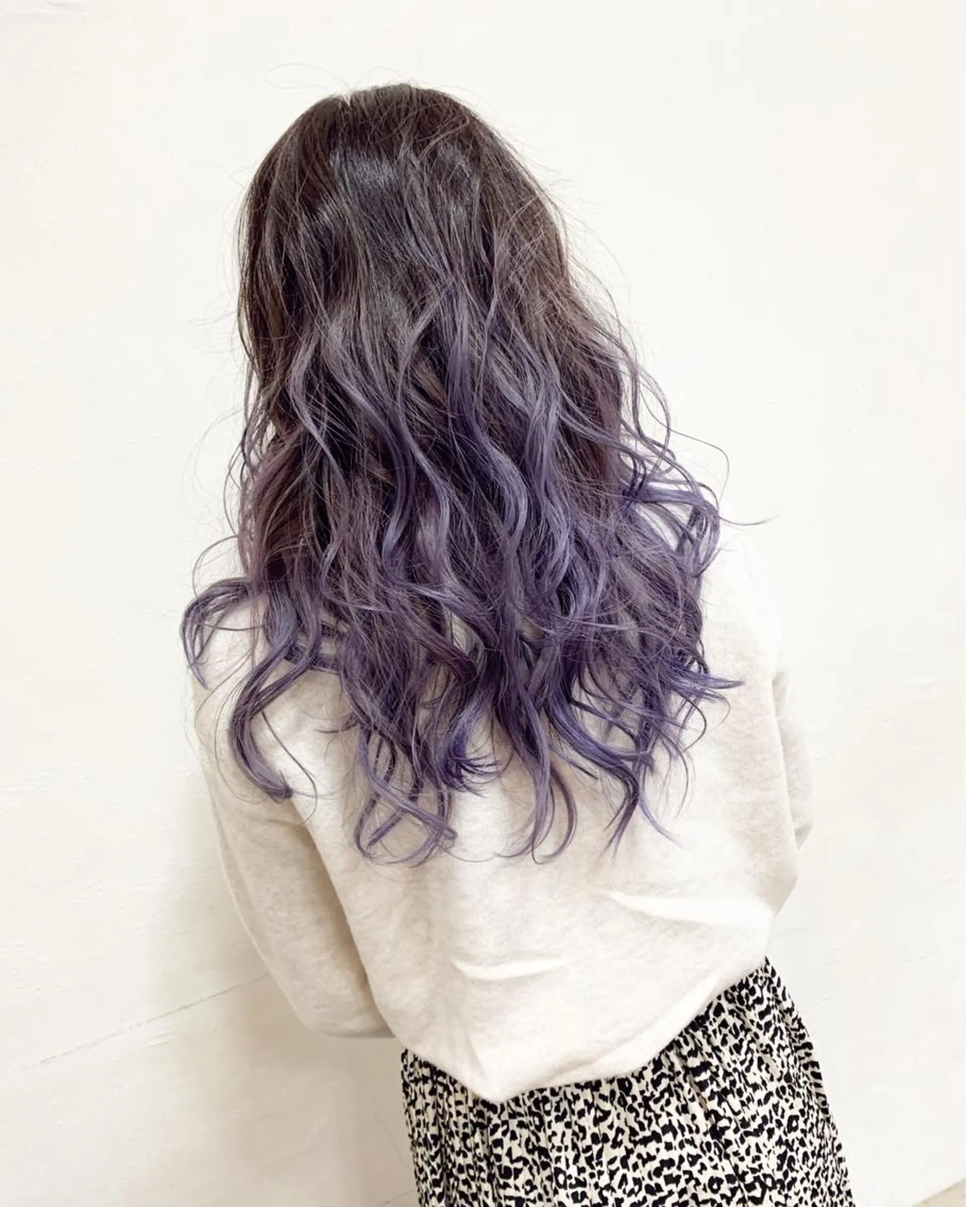セミロング カラー グラデーションカラー ラベンダーカラー ヘアカラー 萩原 博のヘアスタイル