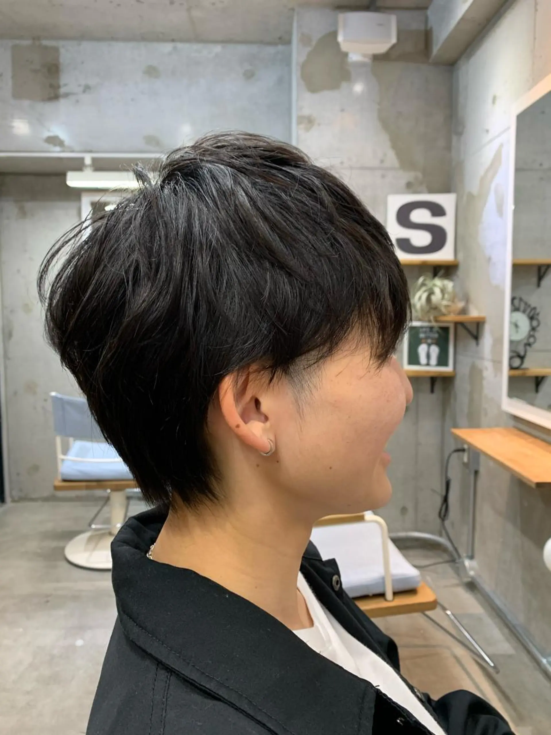 ショート カット B.sun所属・鈴木 りなのヘアスタイル