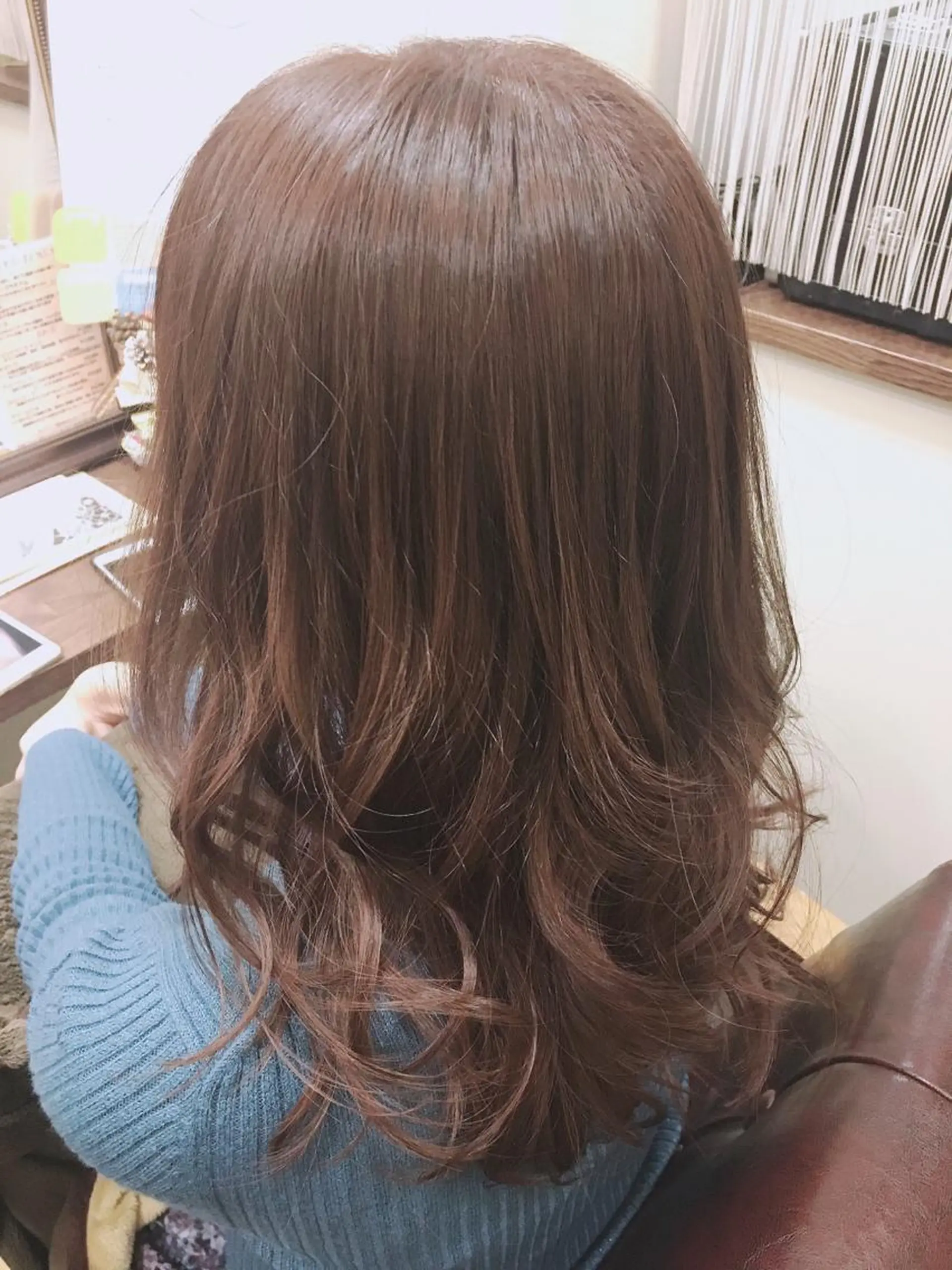 カラー soto所属・安藤 芽衣のヘアスタイル