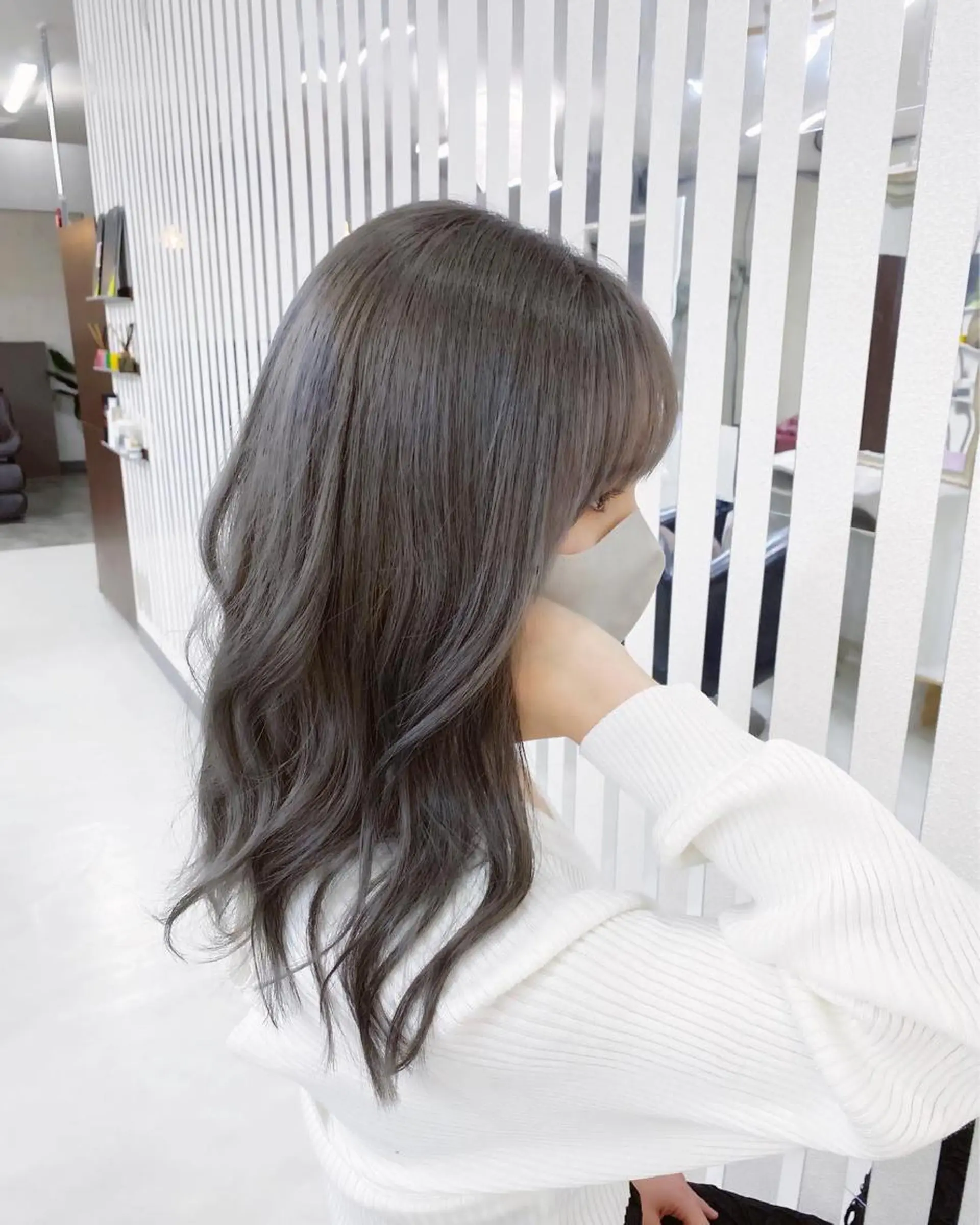 セミロング カラー ダブルカラー カット ヘアカラー トリートメント YURI ✨のヘアスタイル