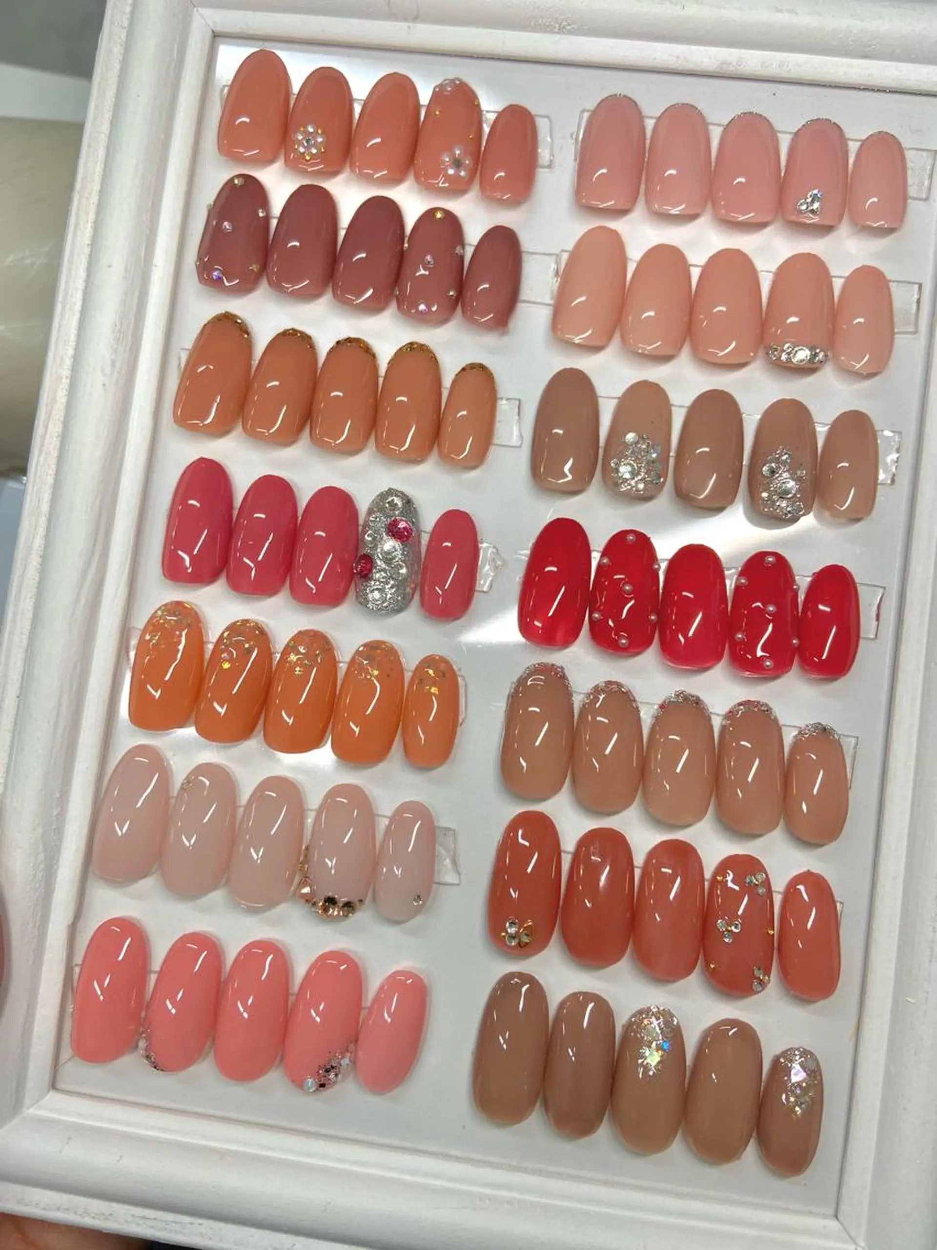 ネイル ハンドネイル HIKARI 4uまつ毛ネイルのネイルデザイン