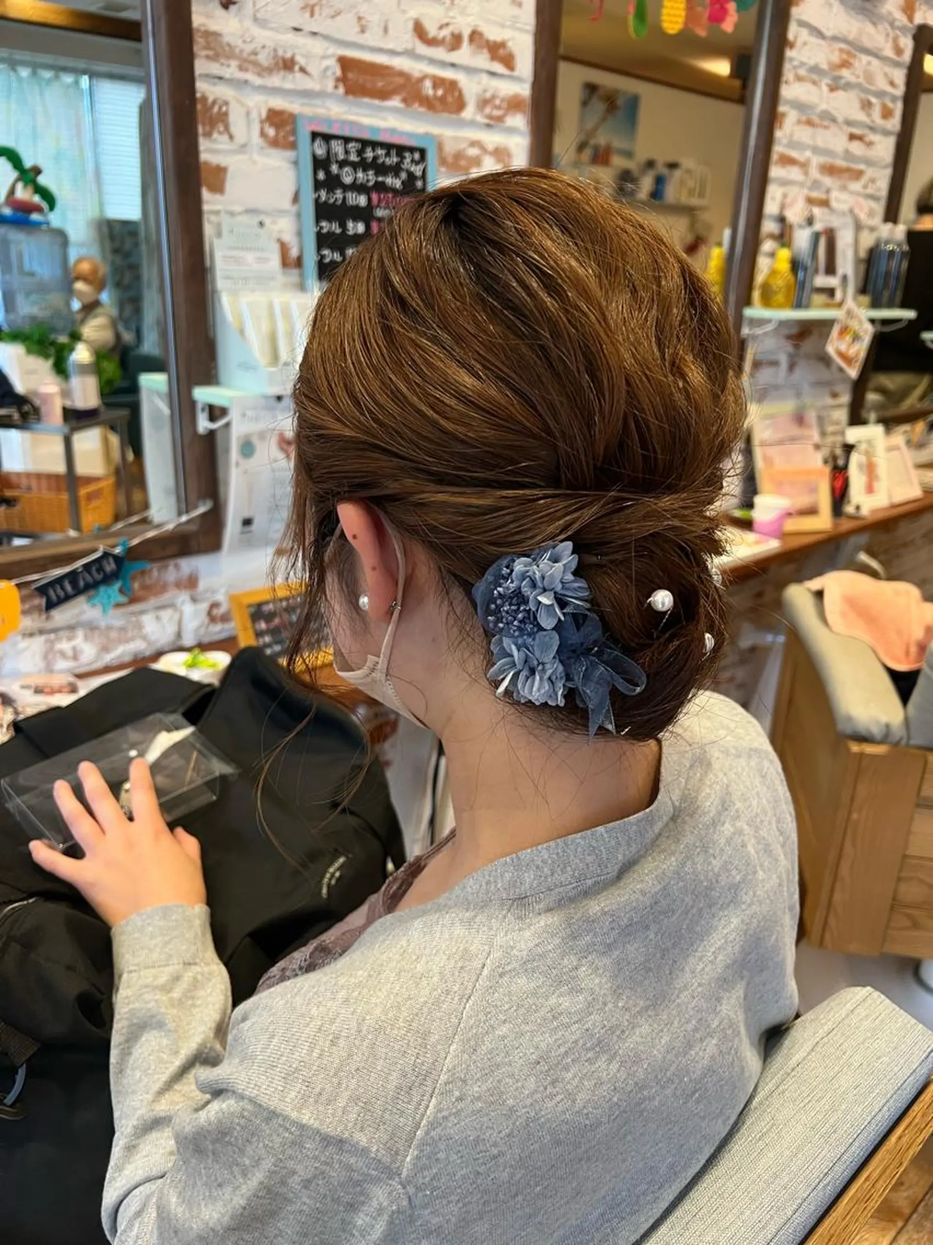 ミディアム ヘアセット ハイトーン/ ダブルカラー/透明感のヘアスタイル