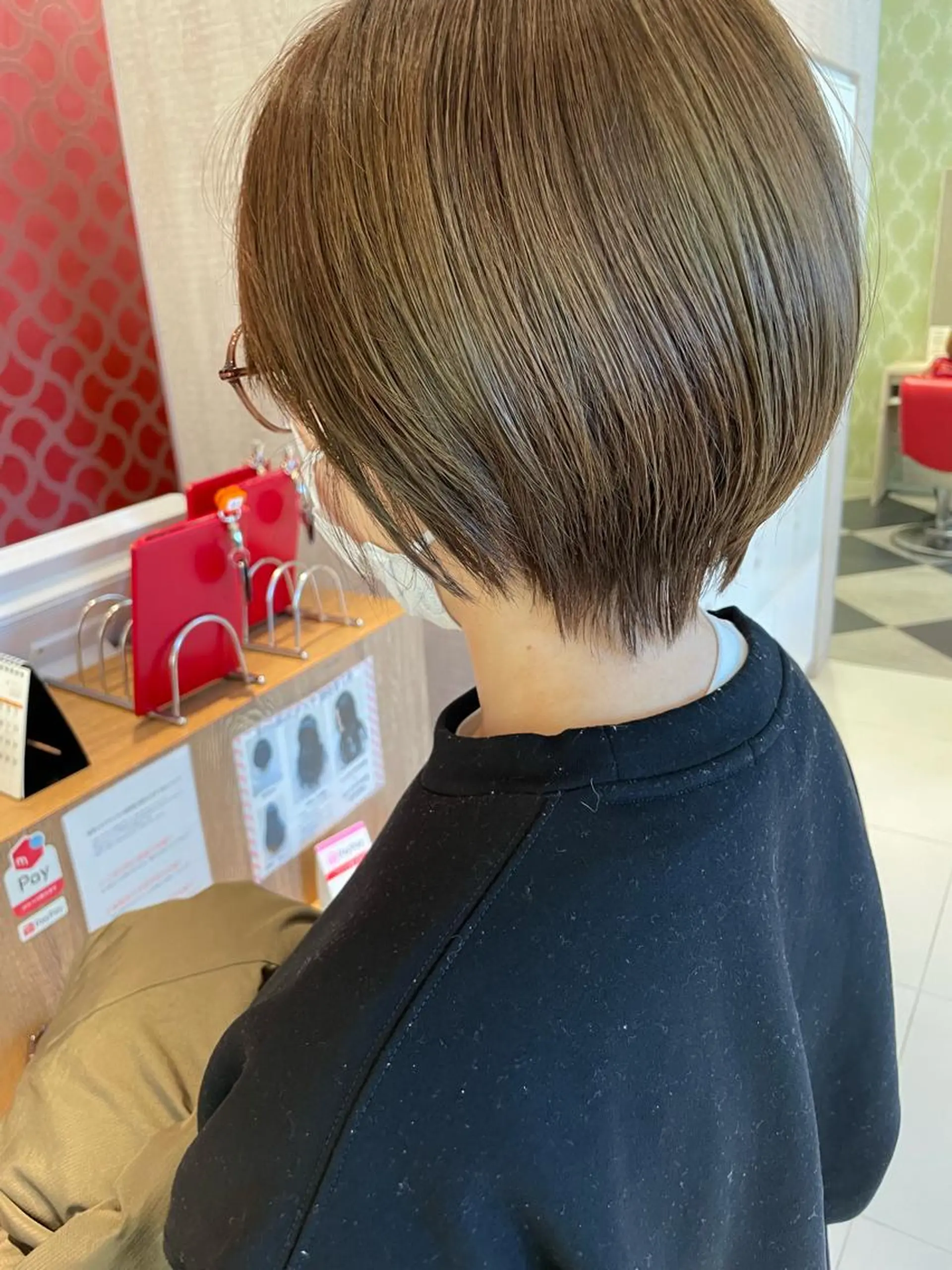 ショート カラー ショートボブ ボブ ショートヘア 鶴岡で縮毛矯正なら お任せ！ハヤシナオミのヘアスタイル