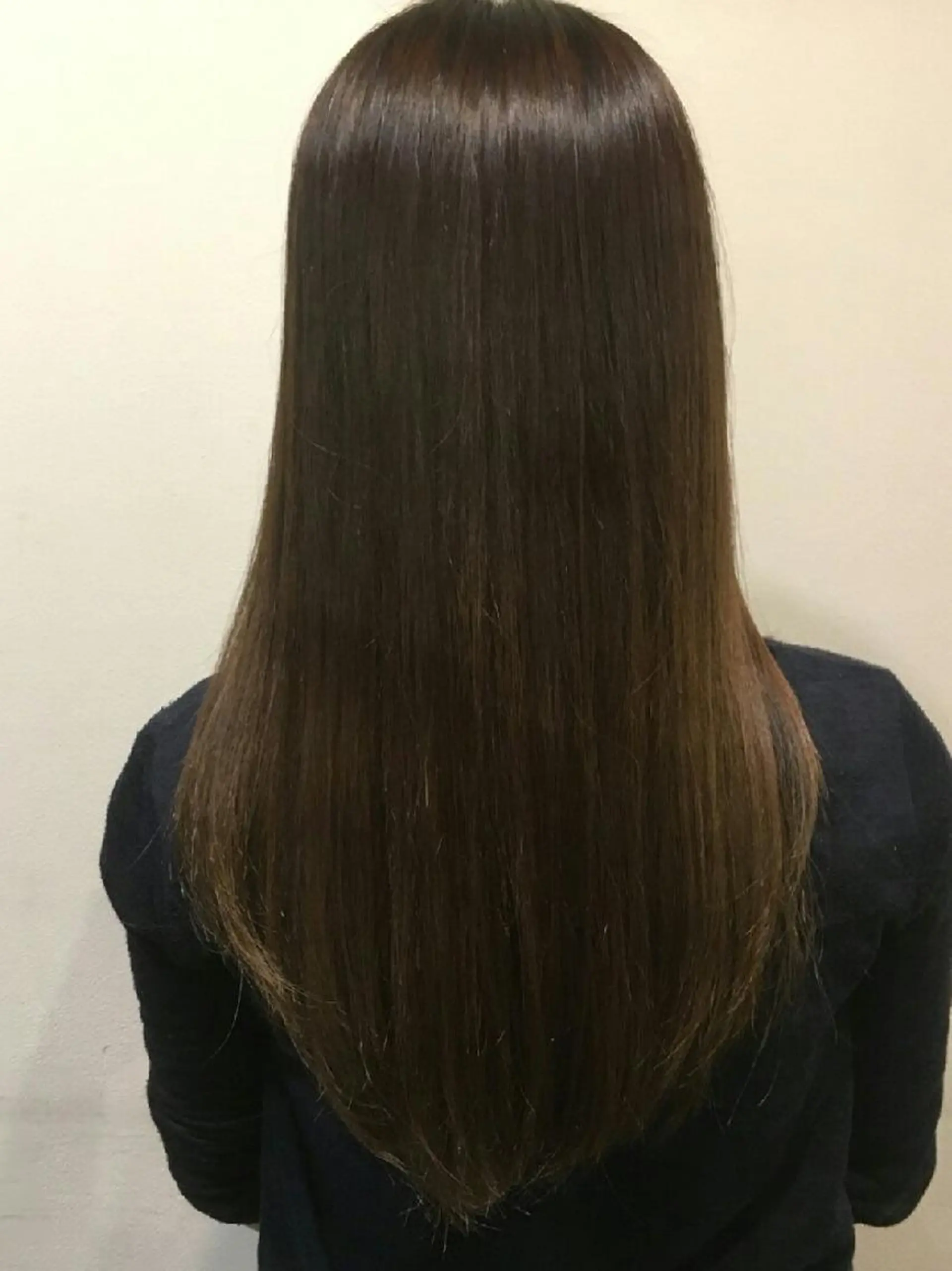 ロング 酸性ストレート ❣️韓国レイヤー ❣️渡部晃輝のヘアスタイル