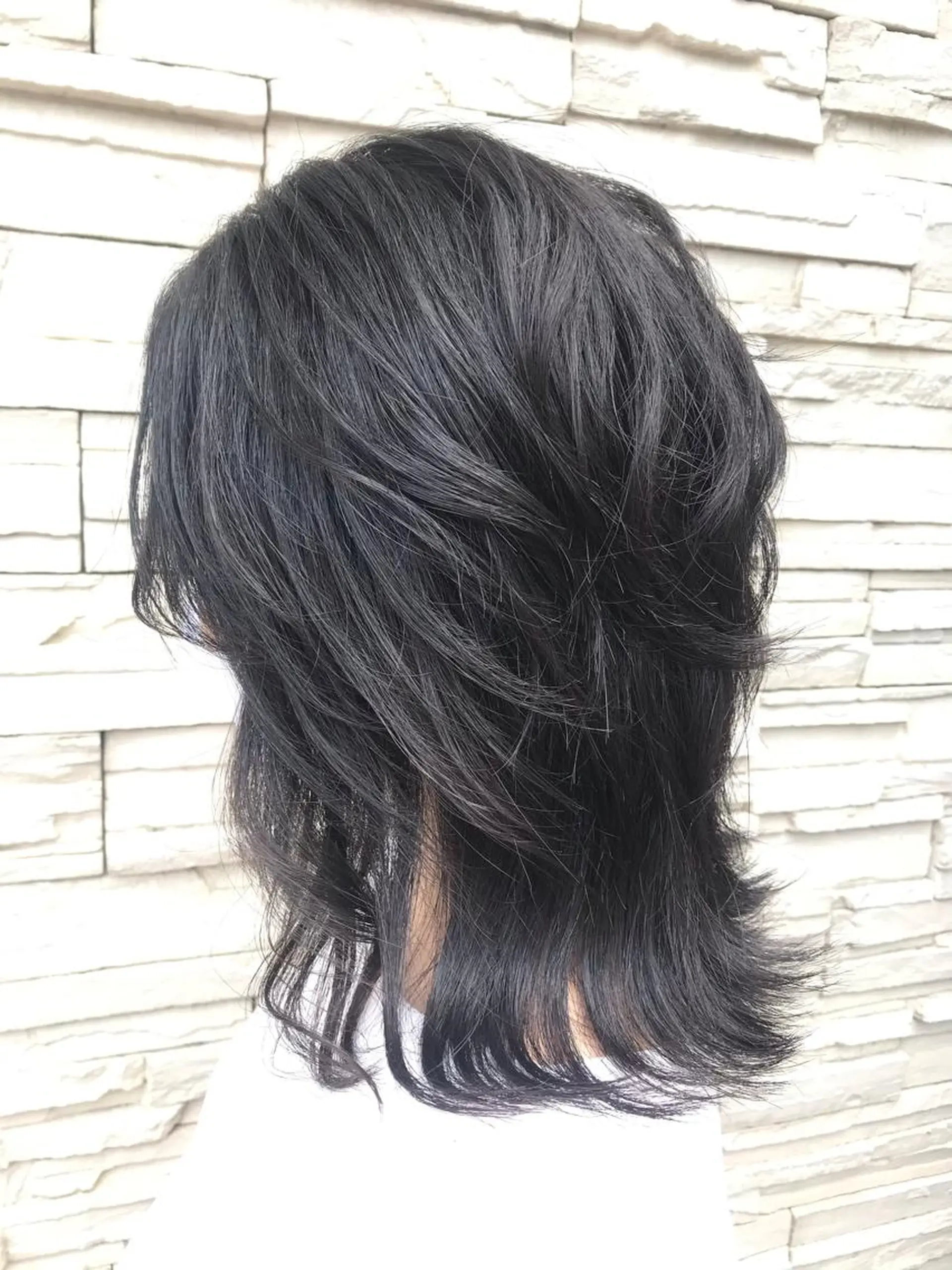 ミディアム レイヤーカット 透明感カラーブリーチ 🌼シゲモトアヤ🌼のヘアスタイル