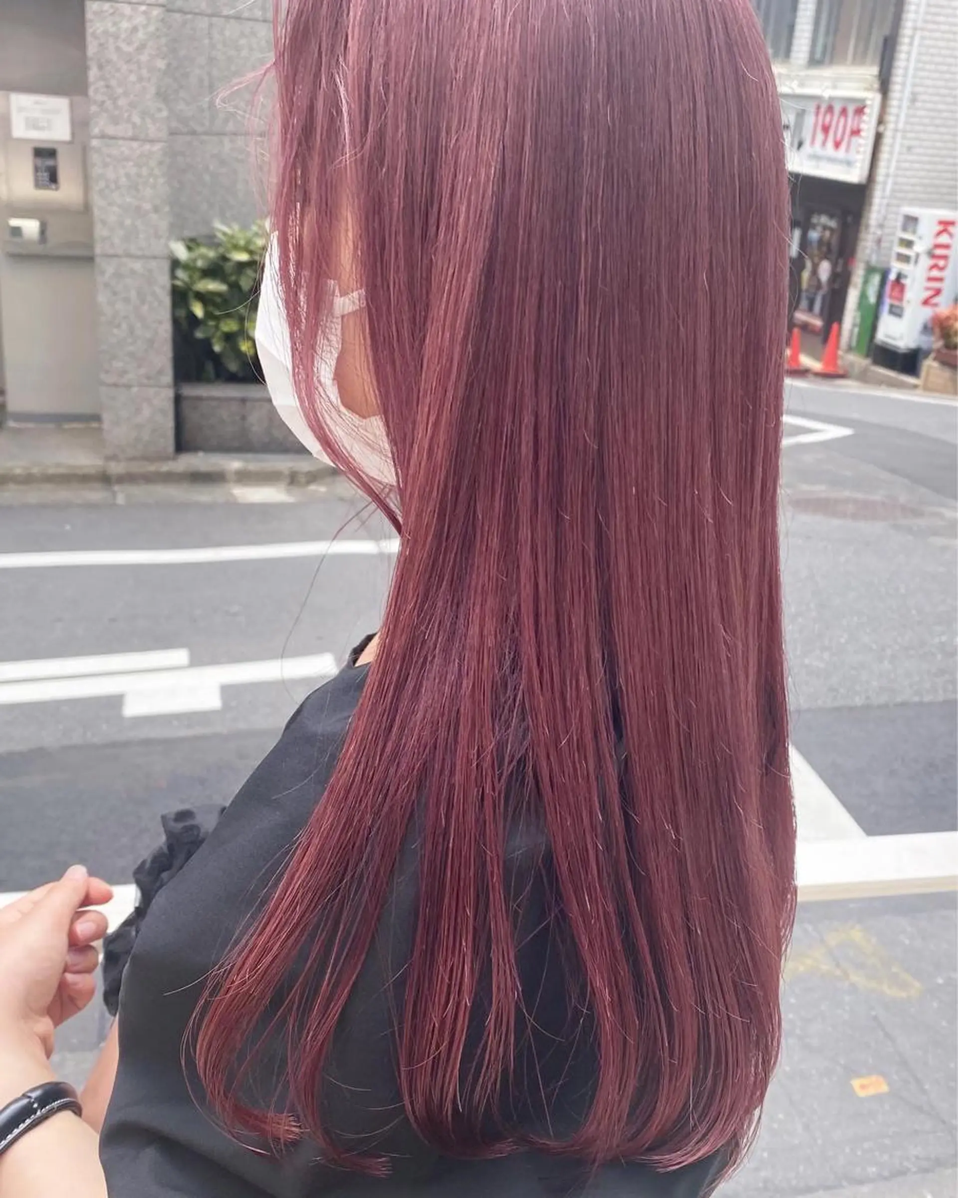 ロング カラー レッドカラー バイオレットカラー LATTE所属・垢抜け顔周り／韓国 ヘア𝑺𝒂𝒌𝒊のヘアスタイル