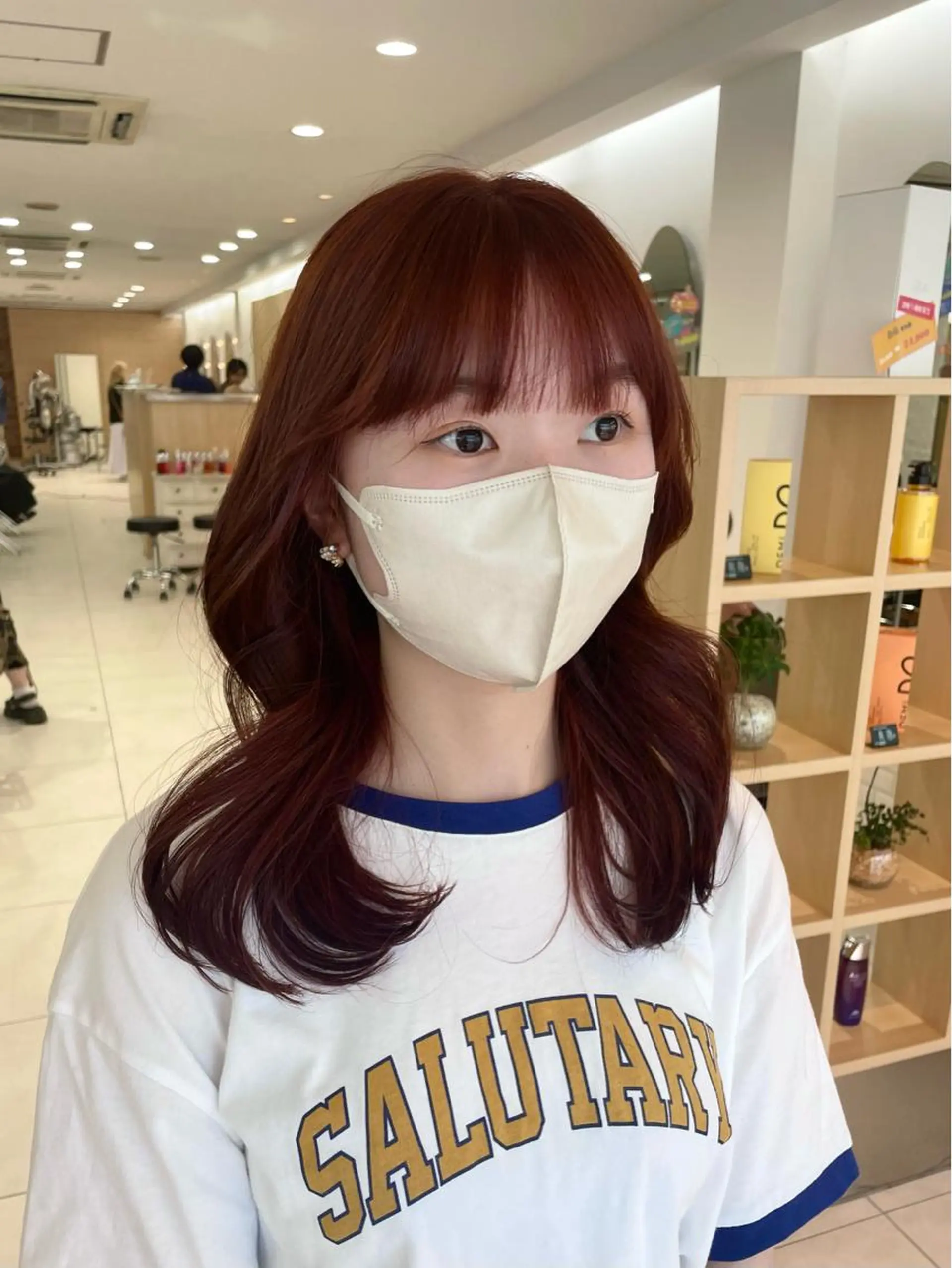 セミロング ヘアカラー トリートメント nuu 栄所属・🧸SAKI🎀 韓国レイヤーのヘアスタイル