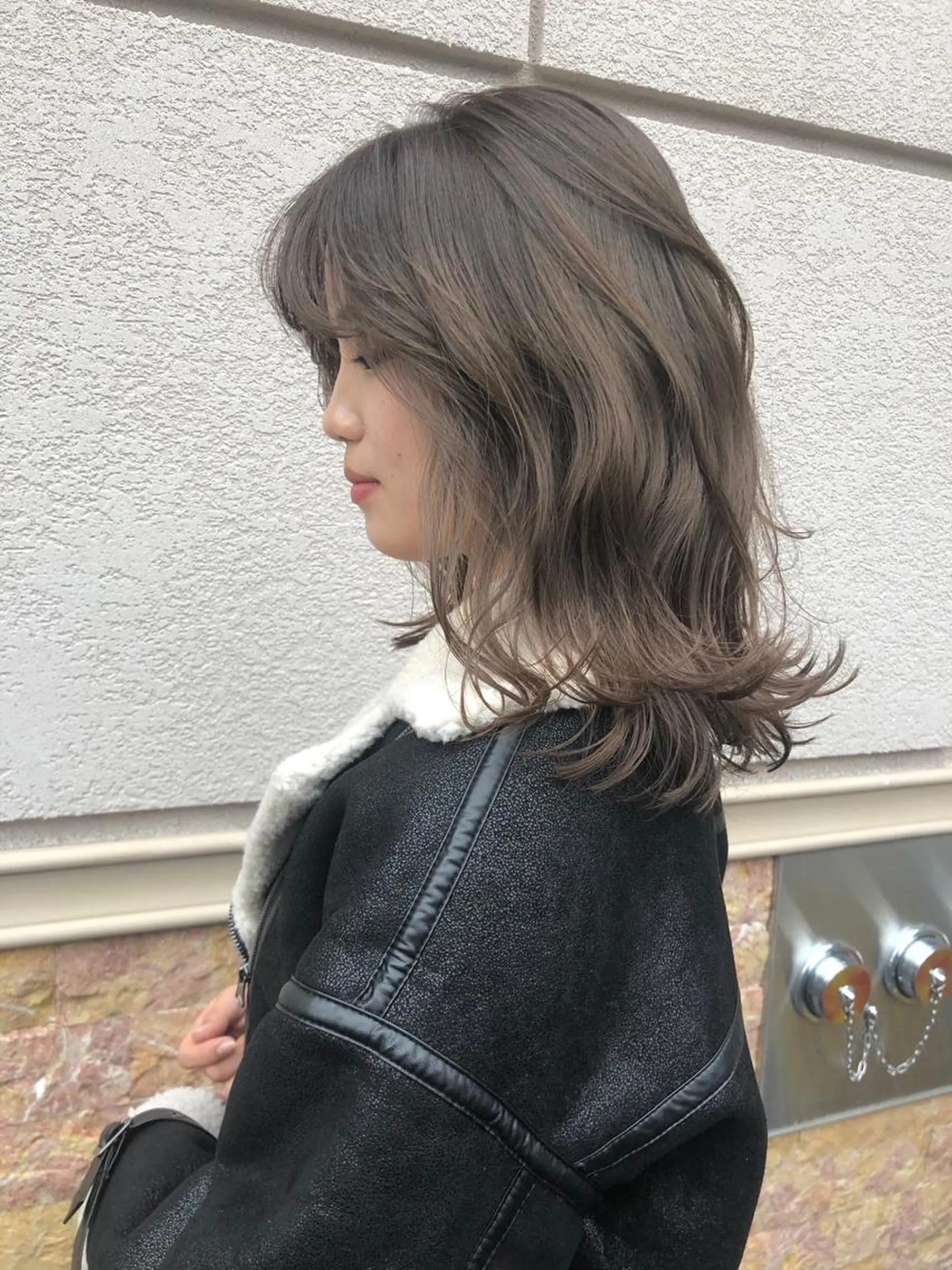 ミディアム カラー ベージュカラー オリーブベージュ APARTMENT 学園店／Yumiのヘアスタイル