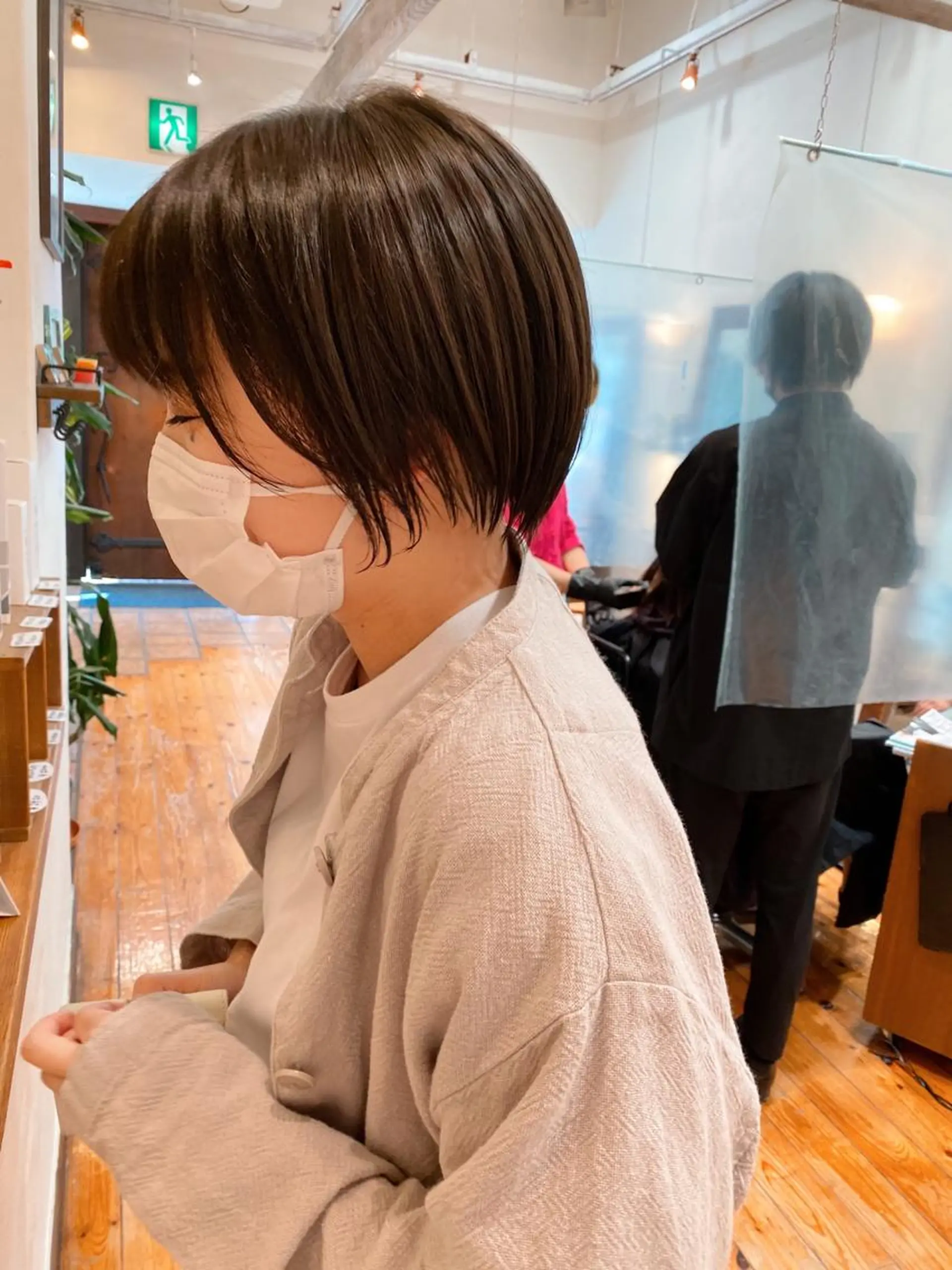 ショート カラー カット特化柏駅 徒歩3分LOUのヘアスタイル