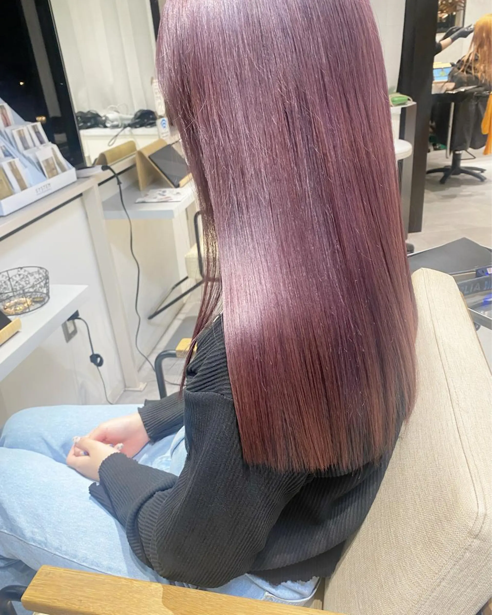ロング 複雑履歴、デザイン 特化momoのヘアスタイル