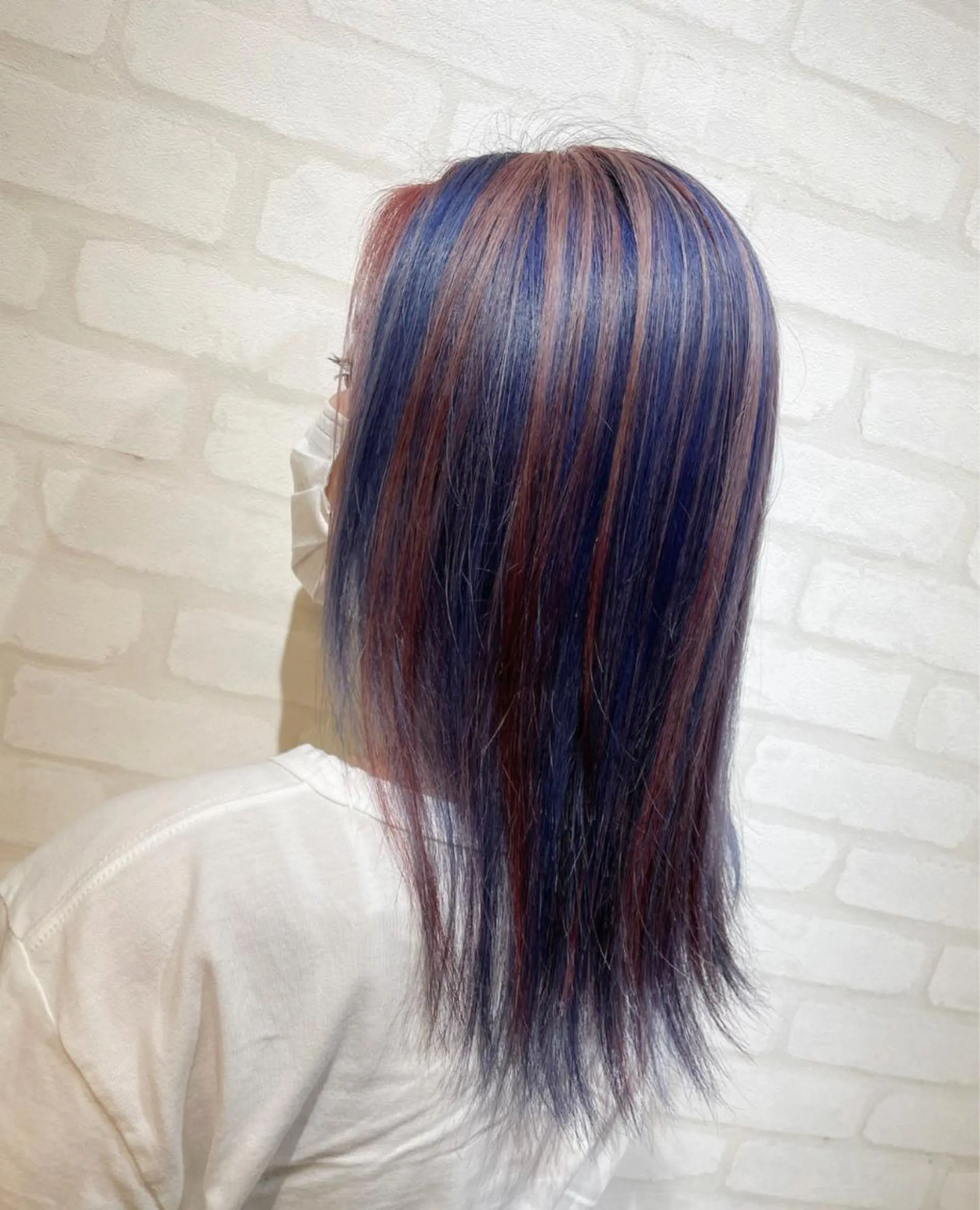 セミロング ハイライト ヘアカラー 🌝秦 美羽🌝のヘアスタイル
