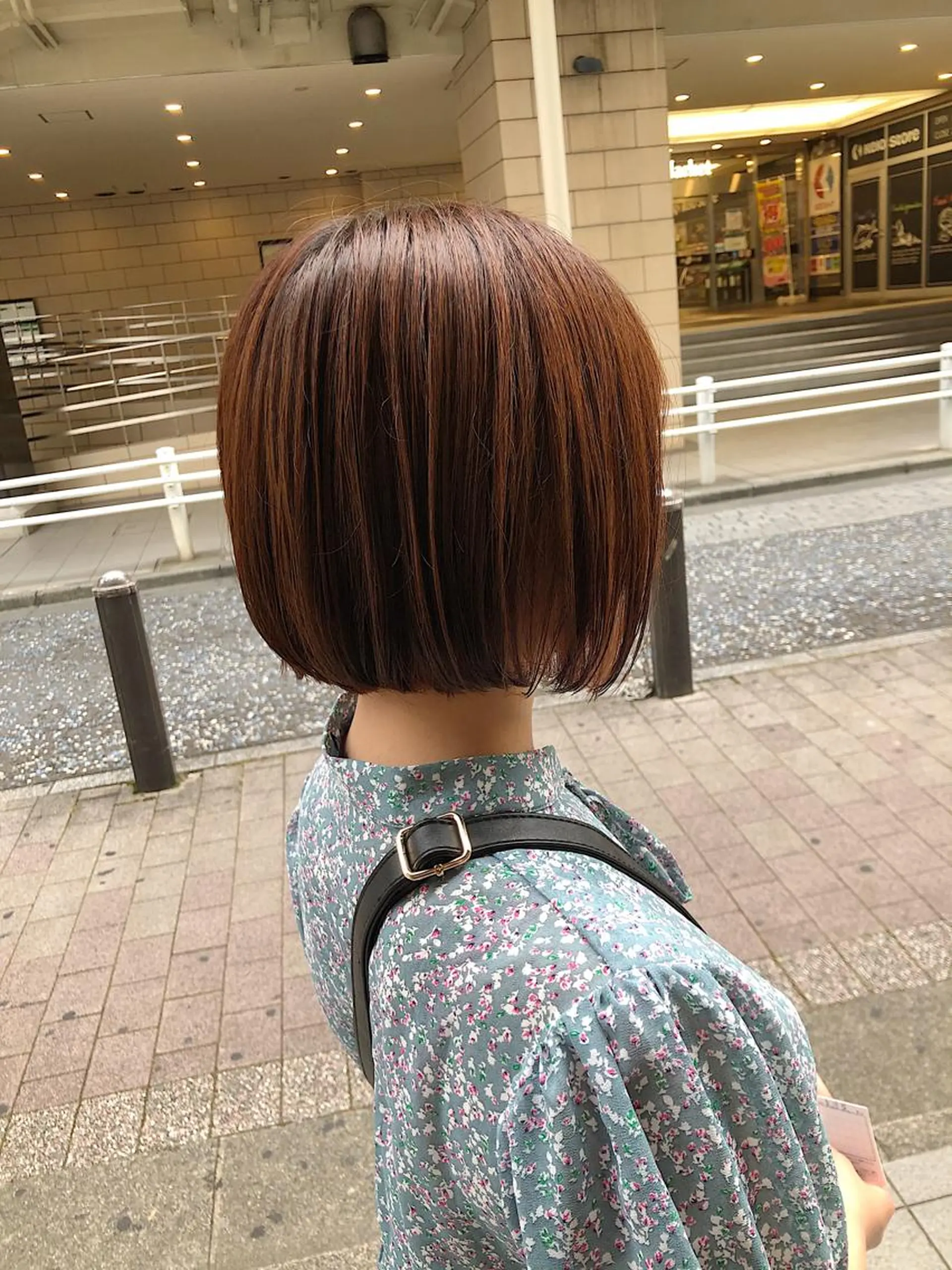 ショート ボブ カット ノツコウダイ /ぱつっとボブのヘアスタイル