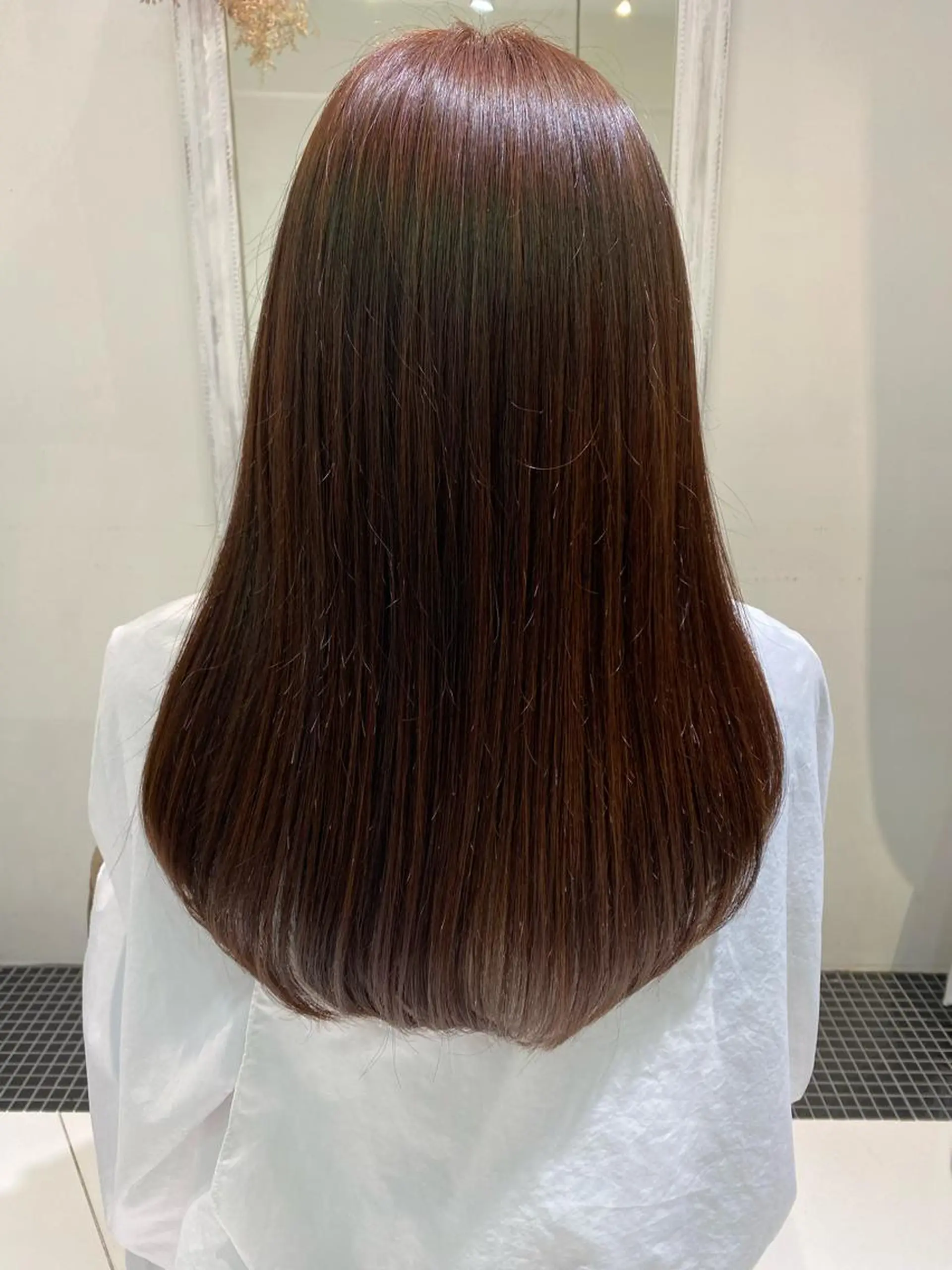 セミロング カラー 縮毛矯正 ducha所属・DUCHA Tomida naoのヘアスタイル