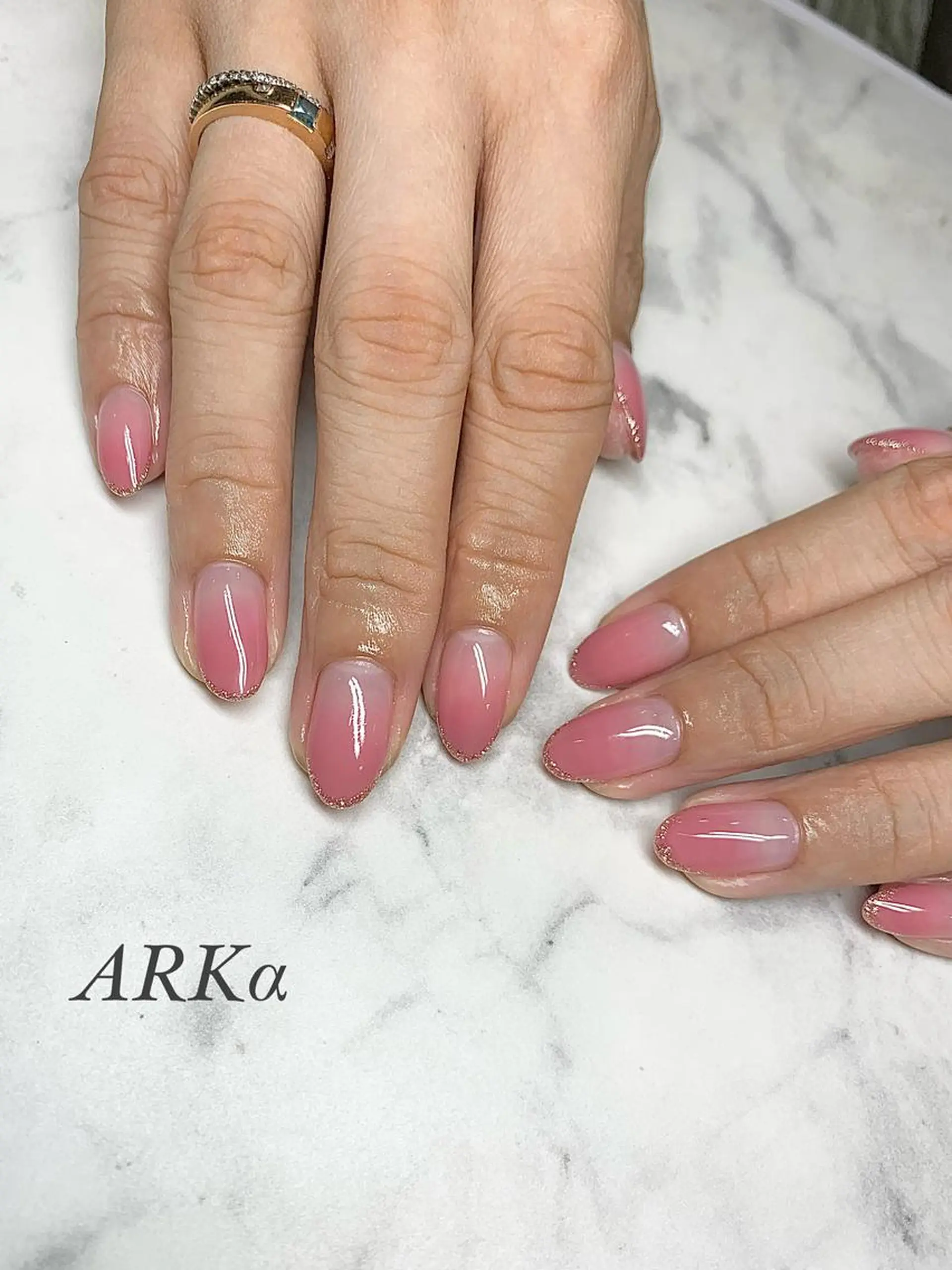 セミロング ネイル ラメ(グリッター) ハンドネイル ARKα SHIORIのネイルデザイン