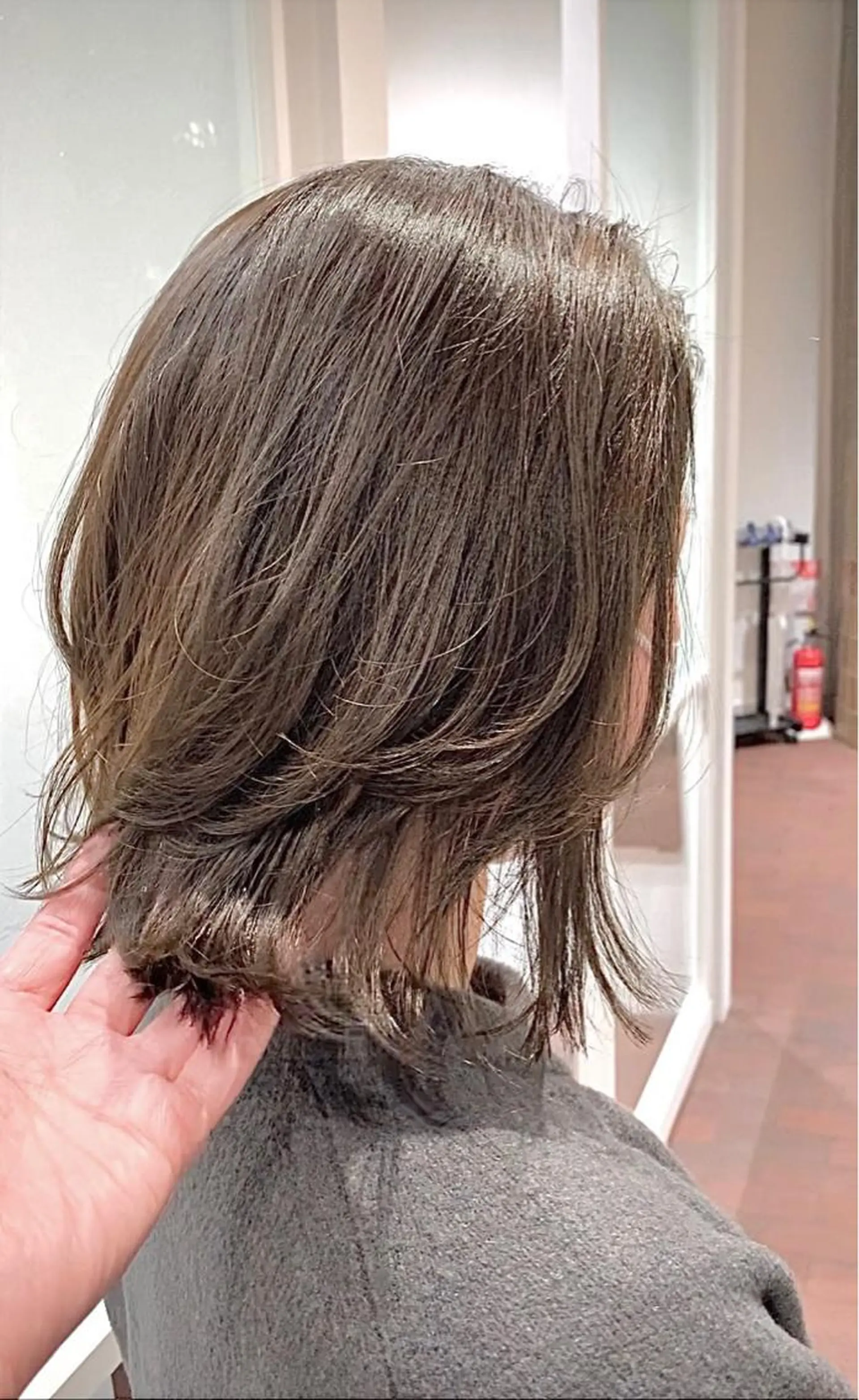 セミロング カラー ヘアアレンジ ベージュカラー オリーブベージュ カット ヘアカラー トリートメント GO TODAY SHAiRE SALON 梅田店所属・柔らかくすみカラー ボブ/ショートのヘアスタイル