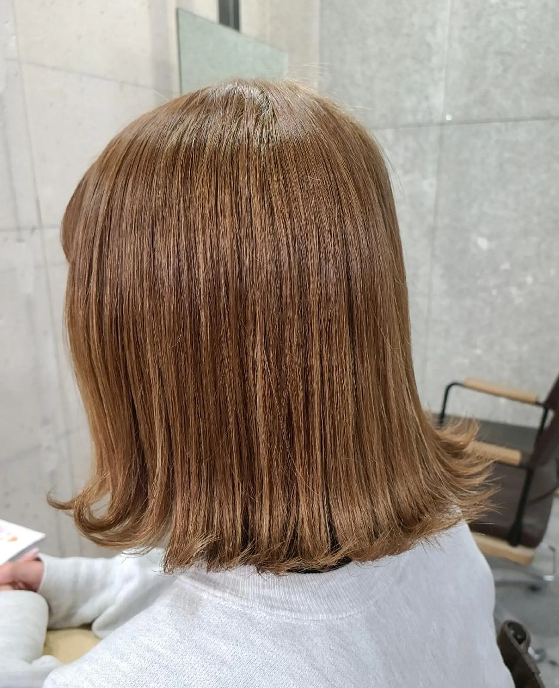 ミディアム カラー ベージュカラー ブリーチ グレージュ カット ヘアカラー トリートメント terra✂️川嶋 大輔のヘアスタイル