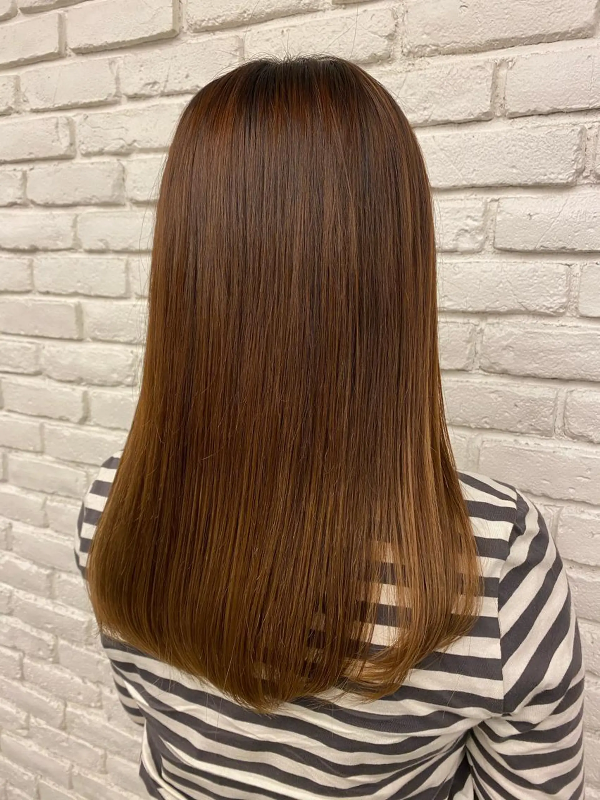 セミロング パーマ 伸ばしかけ ストレートパーマ ✨️今だけ無料✨️ 鶴田みなみのヘアスタイル