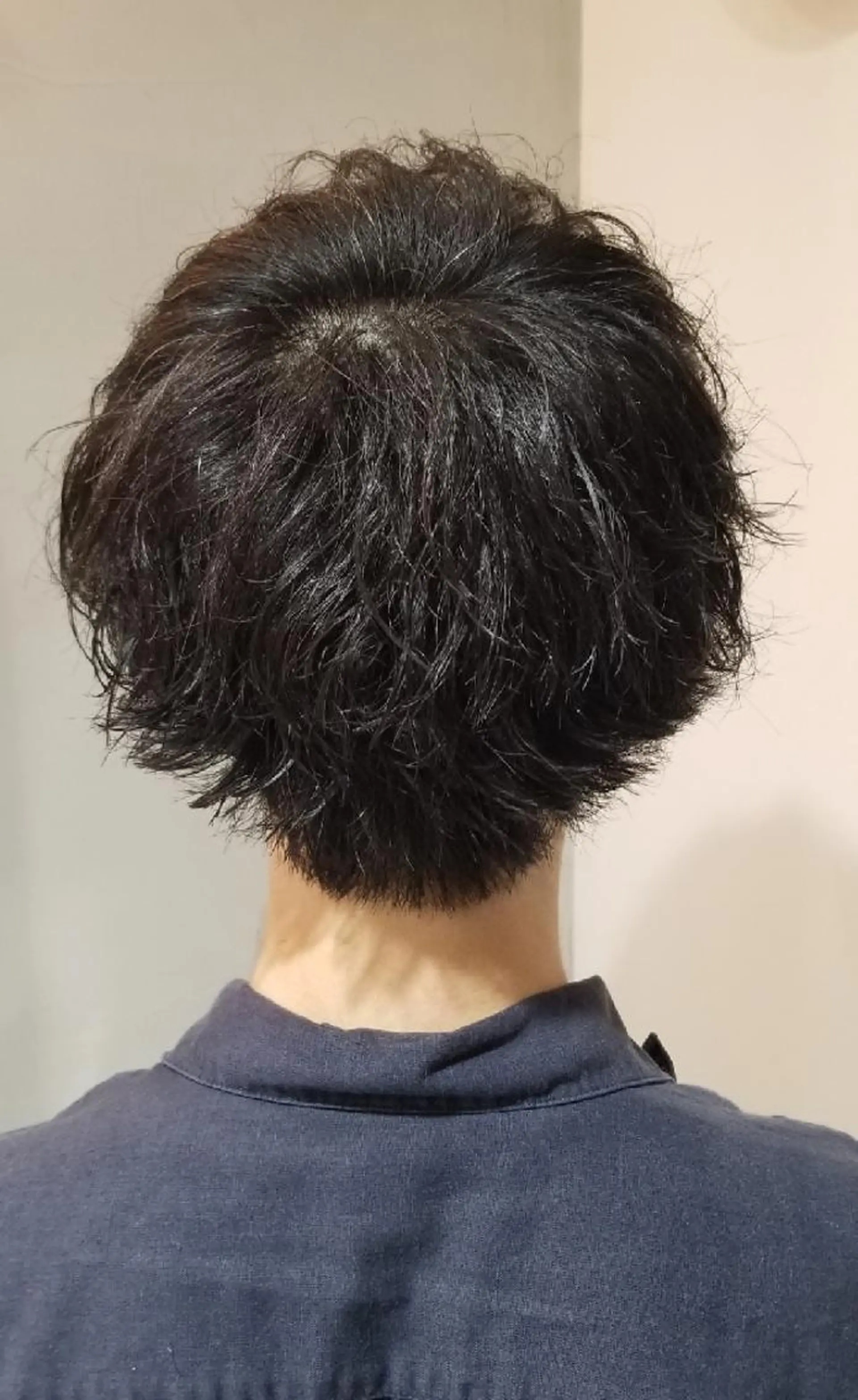 メンズ マッシュ カット 🔴赤み消し/ 艶カラー落合　優🔴のヘアスタイル
