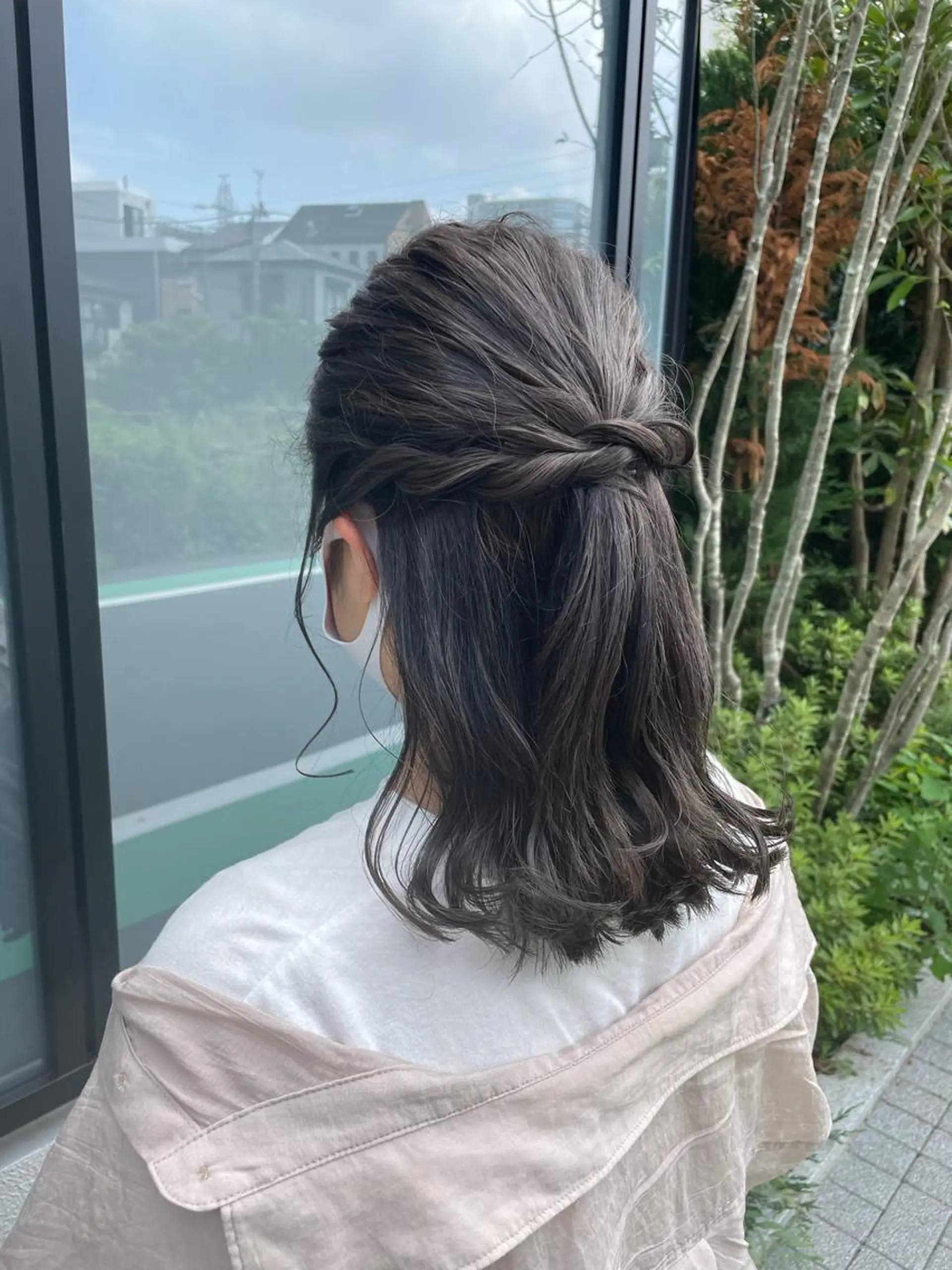 セミロング カラー ヘアアレンジ REONA🪽✨ 日常に馴染む髪🫧のヘアスタイル