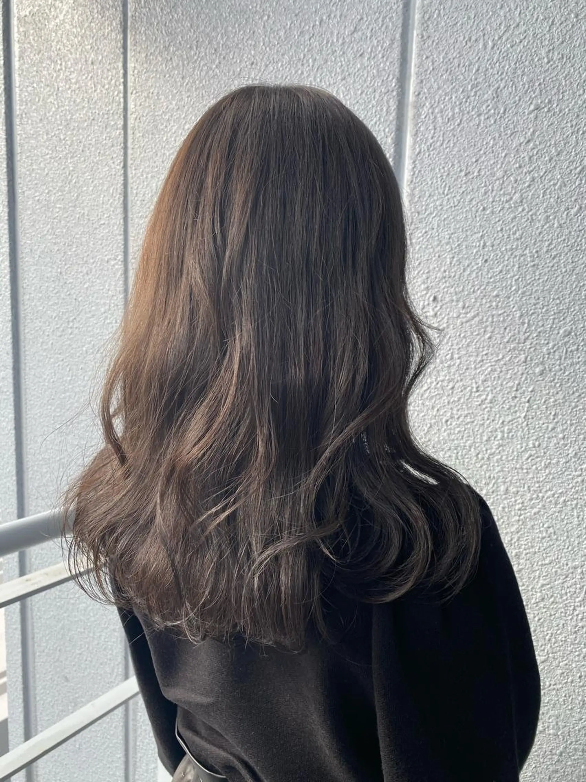 ロング ハイライト 伊藤 かなのヘアスタイル