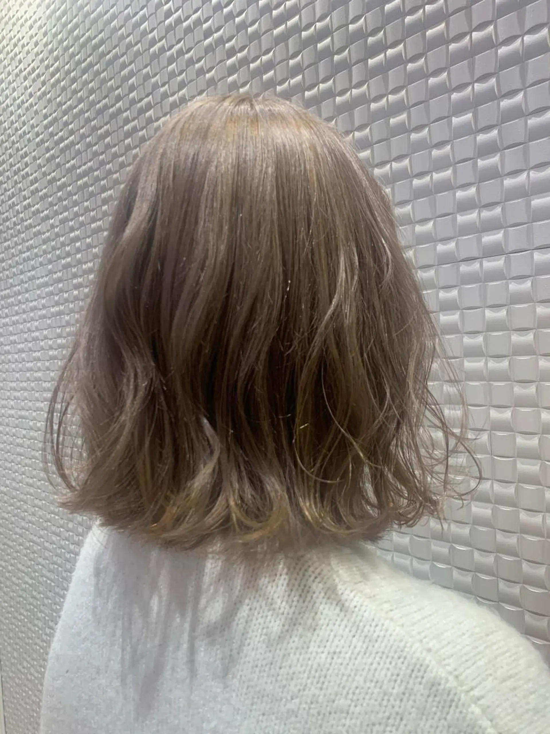 ミディアム カラー シャドールーツ美容師 篠原康太のヘアスタイル