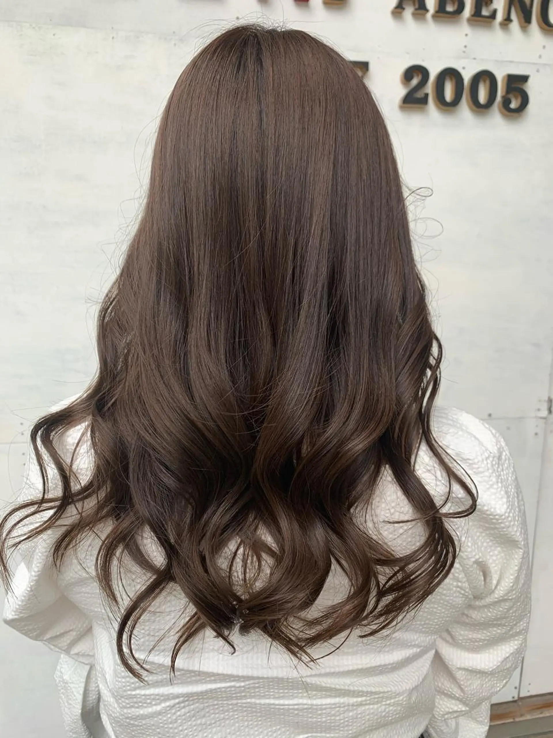 ロング カラー アッシュ アッシュブラウン ブラウンカラー Zina天王寺 CHIAKIのヘアスタイル