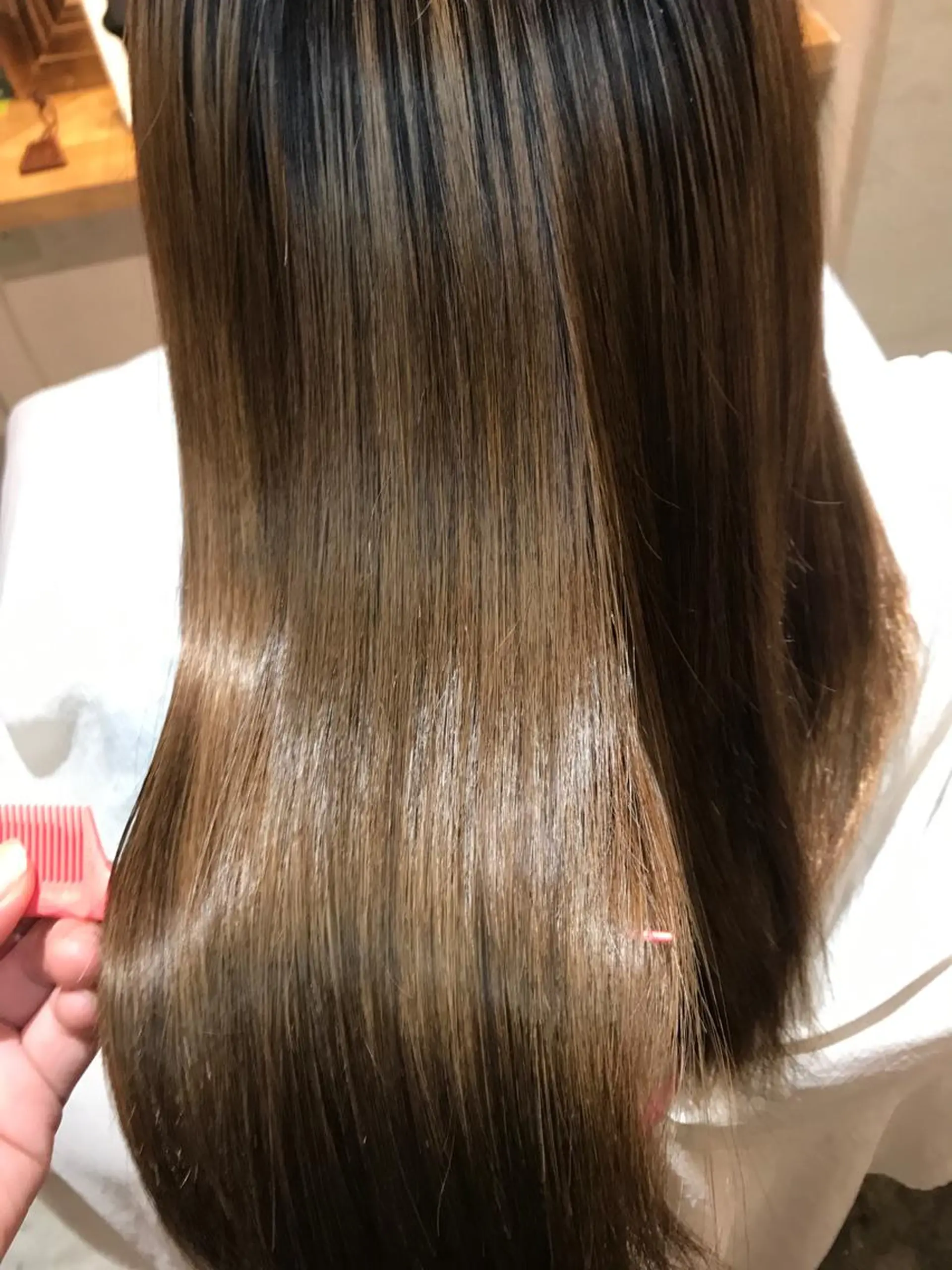 セミロング カラー 髪質改善×矯正🫧 韓国ヘアasamiのヘアスタイル