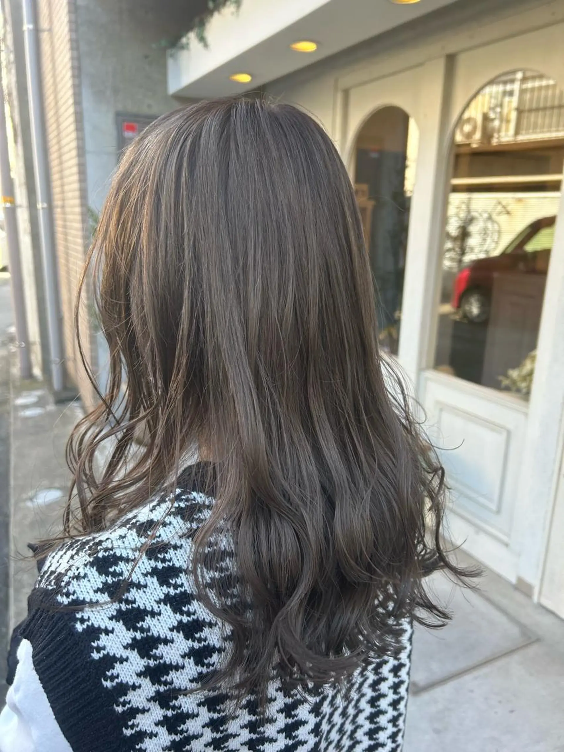 セミロング ヘアカラー やまだ→アトリエニノ モデルさん募集中！のヘアスタイル