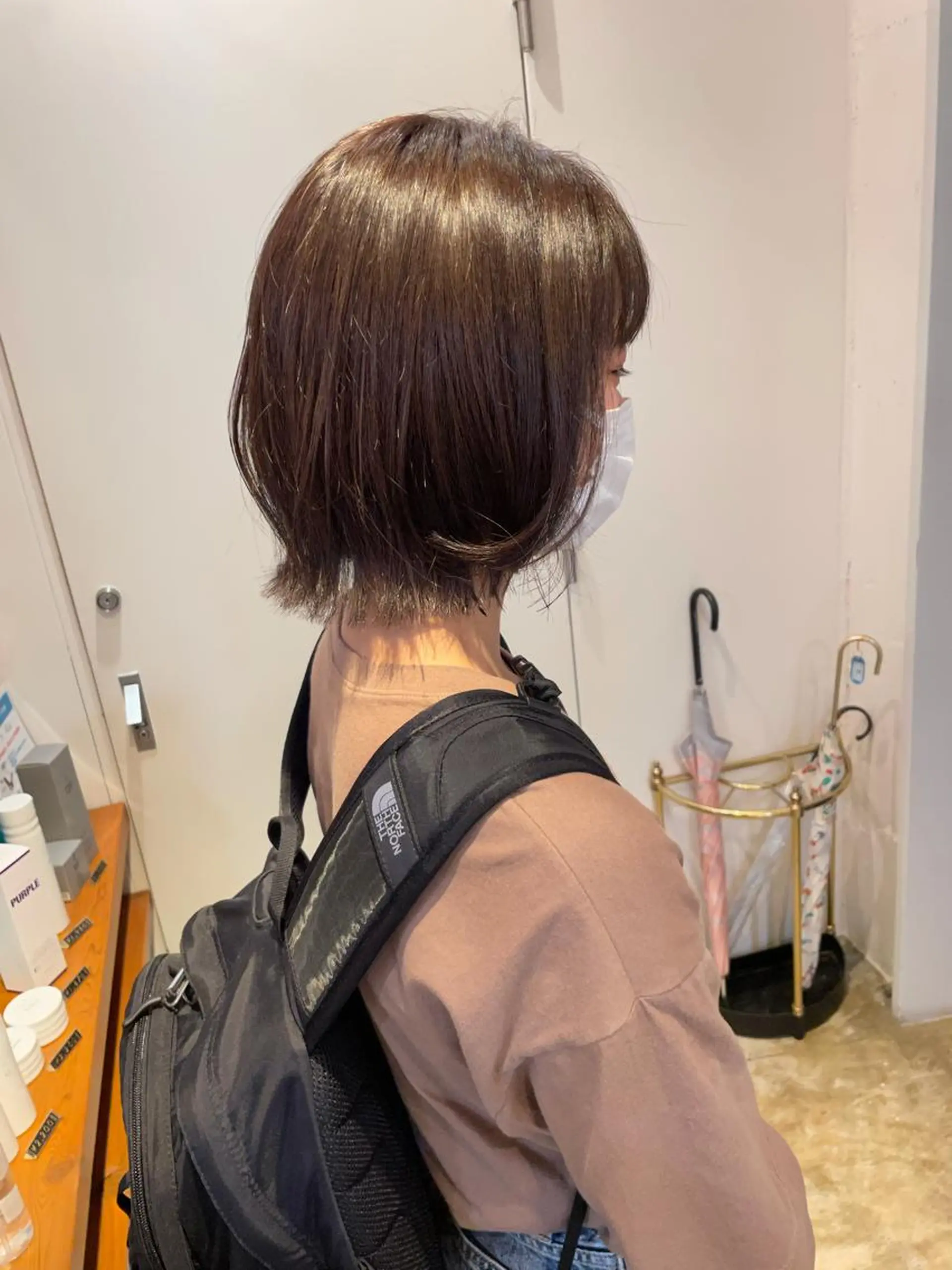 ミディアム カラー カット ヘアカラー トリートメント MIOベージュカラー 柔らかいカラーのヘアスタイル