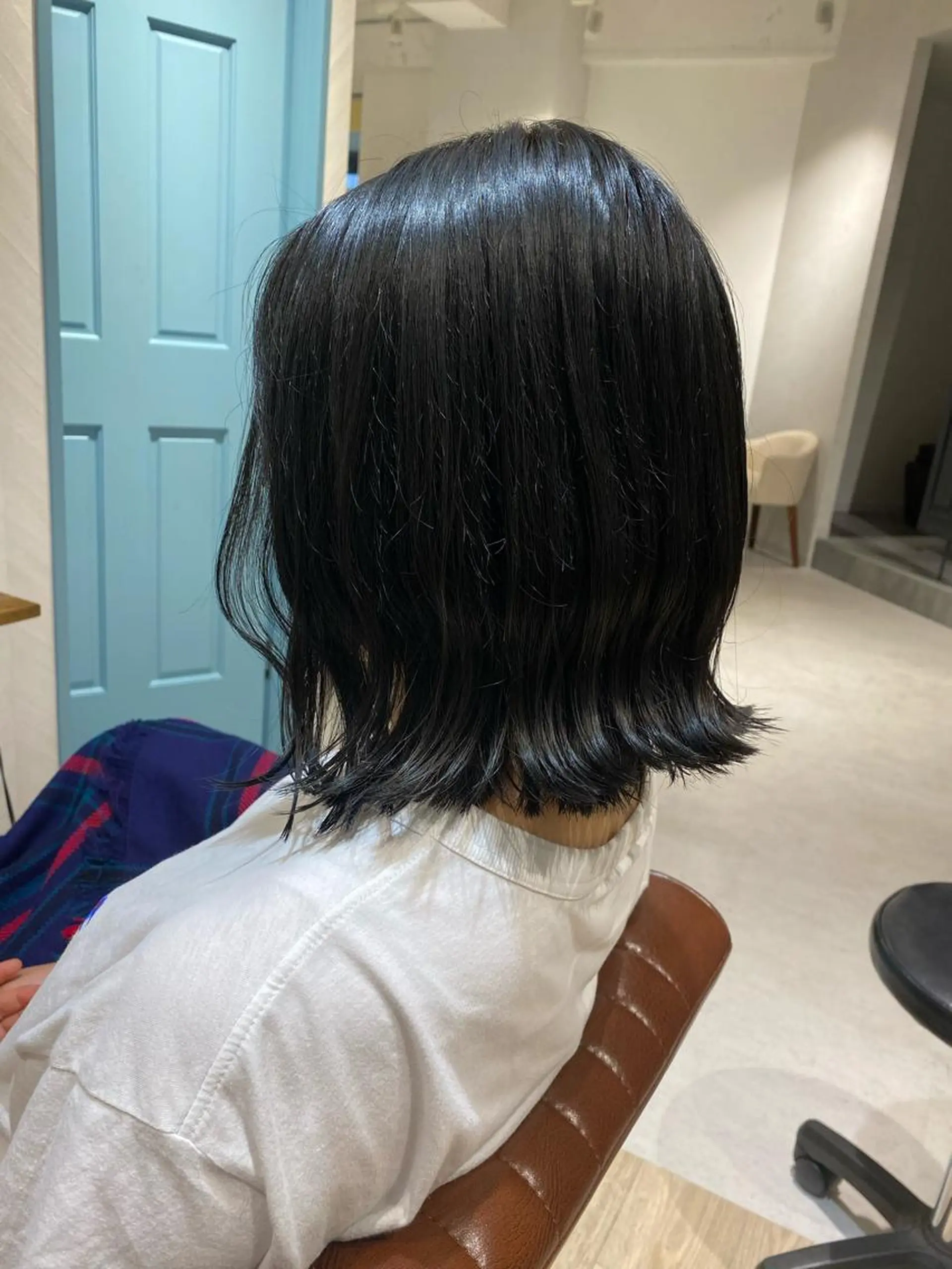 ミディアム 切りっぱなしボブ ボブ 外ハネヘア ヘアカラー やまぐち まりんのヘアスタイル