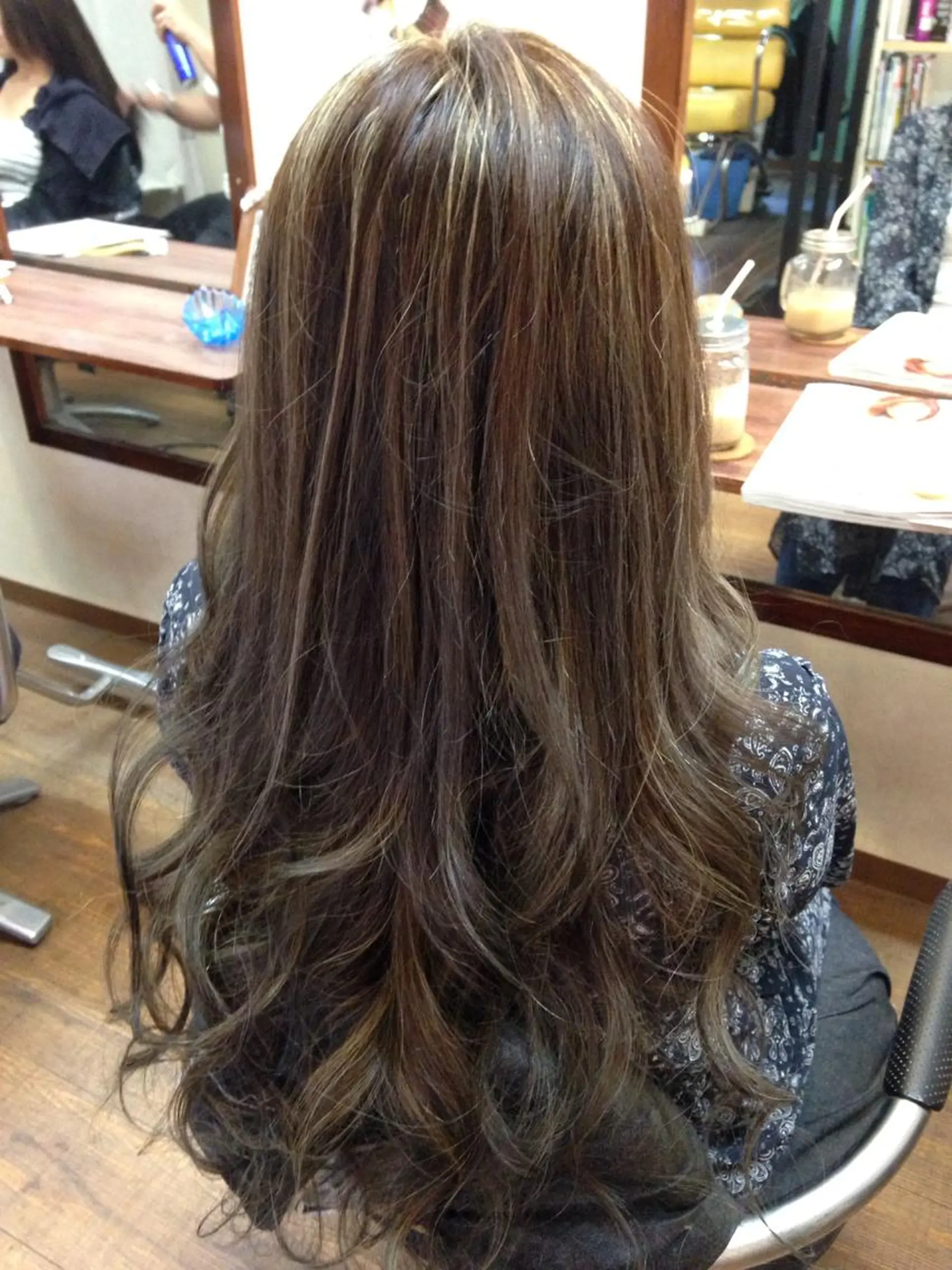 ロング カラー ハイライトカラー ハイライト 泉 大基のヘアスタイル