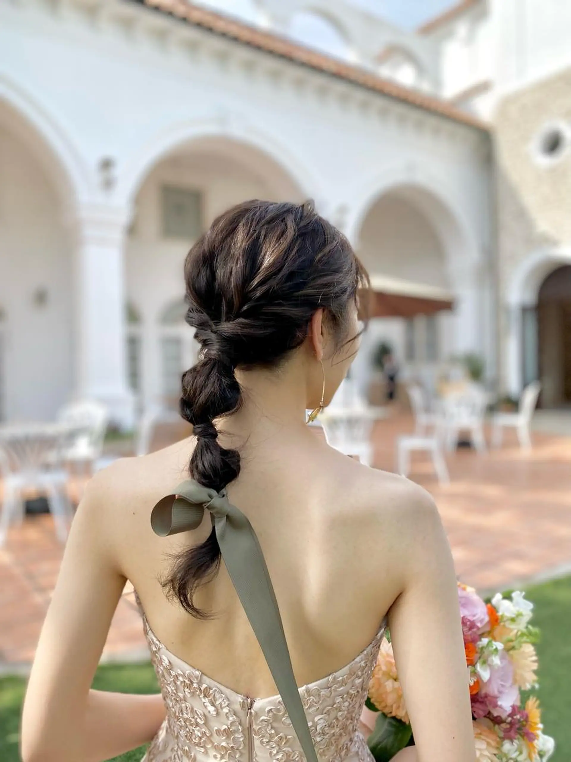 ロング ヘアアレンジ 成人式 着物ヘア 結婚式・ブライダル 卒業式のヘアスタイル 玉ねぎヘアー 鈴木 沙羅の眉毛・アイブロウイメージ