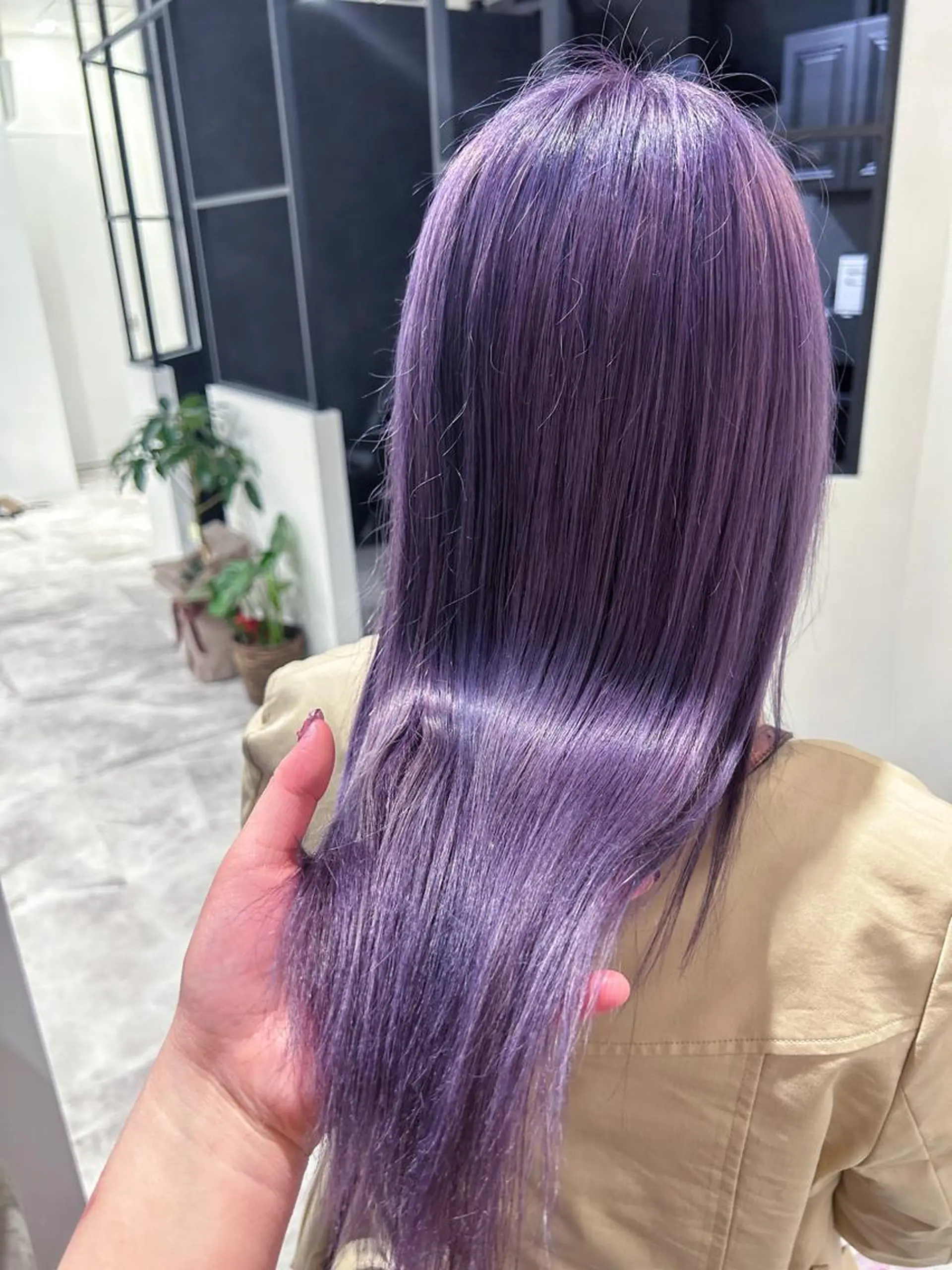 カラー 河野 いずみのヘアスタイル