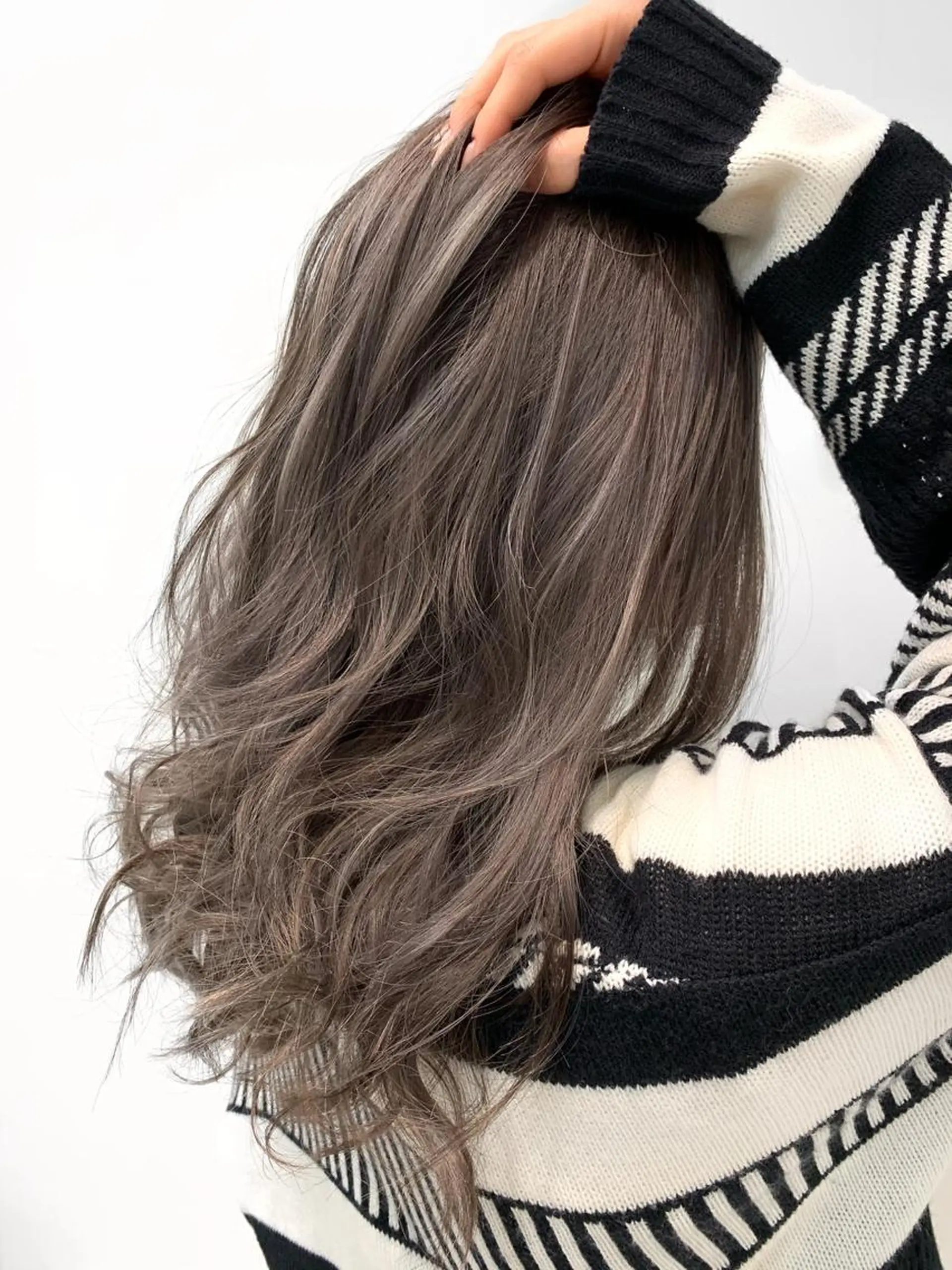セミロング カラー ハイライトカラー ハイライト カット ヘアカラー トリートメント ヘッドスパ 🌿海外Style・ KOHEIのヘアスタイル